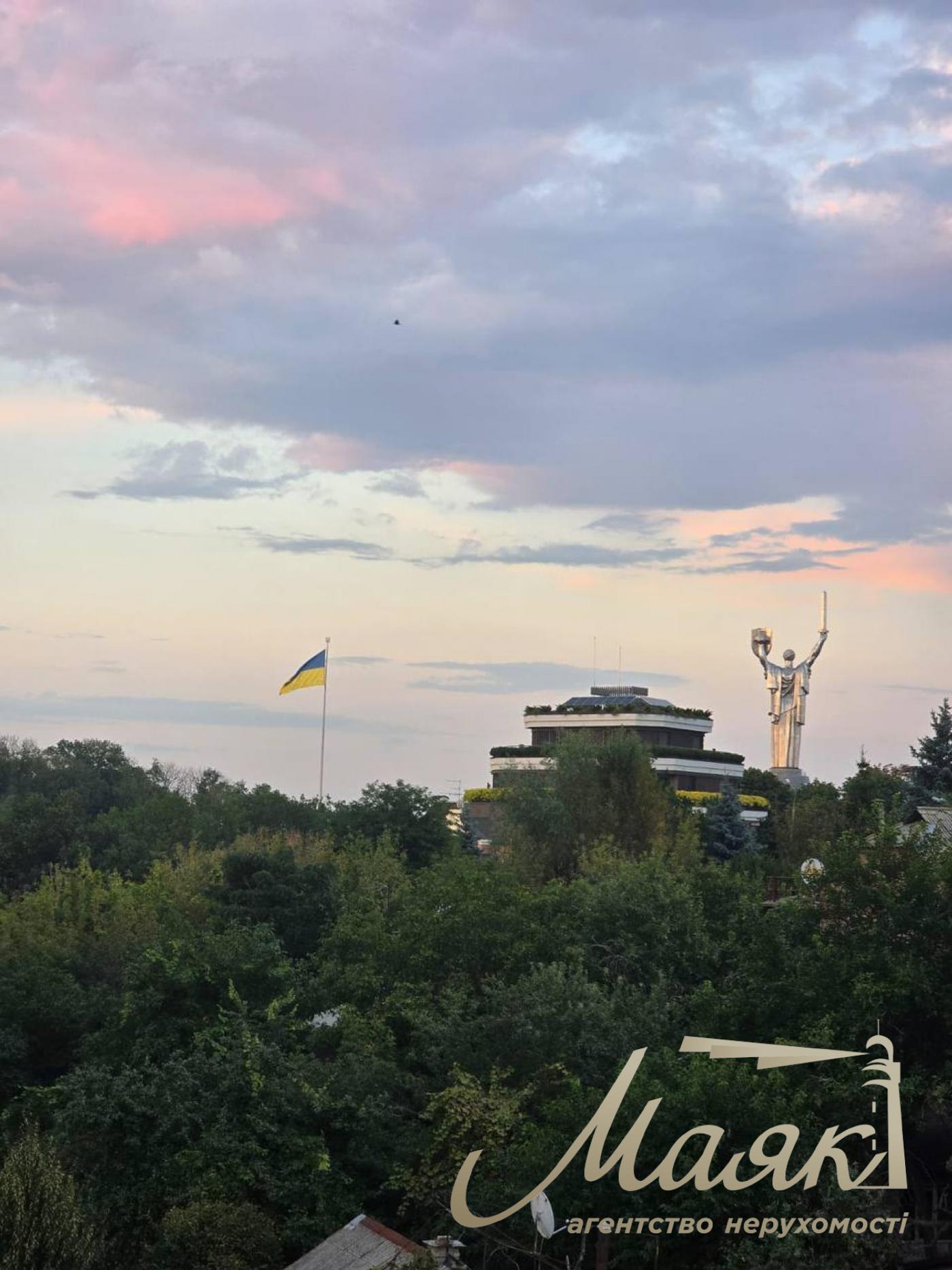 Продаж 3к квартири, 82 м2, ЖК Nobility, Печерськ