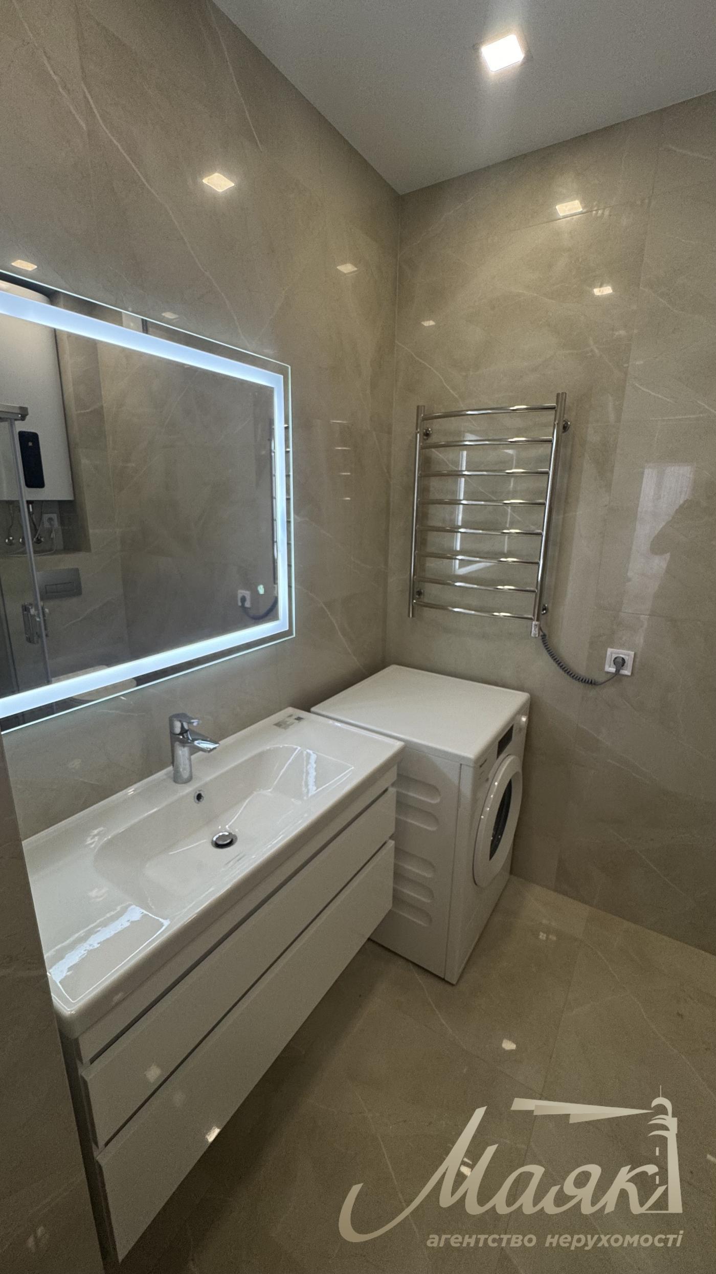 Rent 2-bedroom apartment 70 m2 in LCD Alexandria, Solomenka