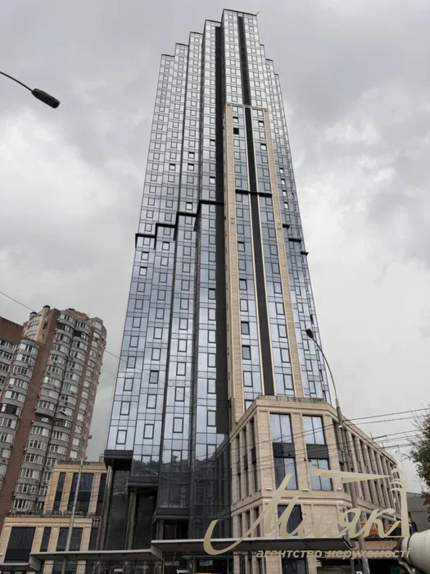 Продаж фасадного комерційного приміщення, 3300 м2, ЖК А136, Печерський район