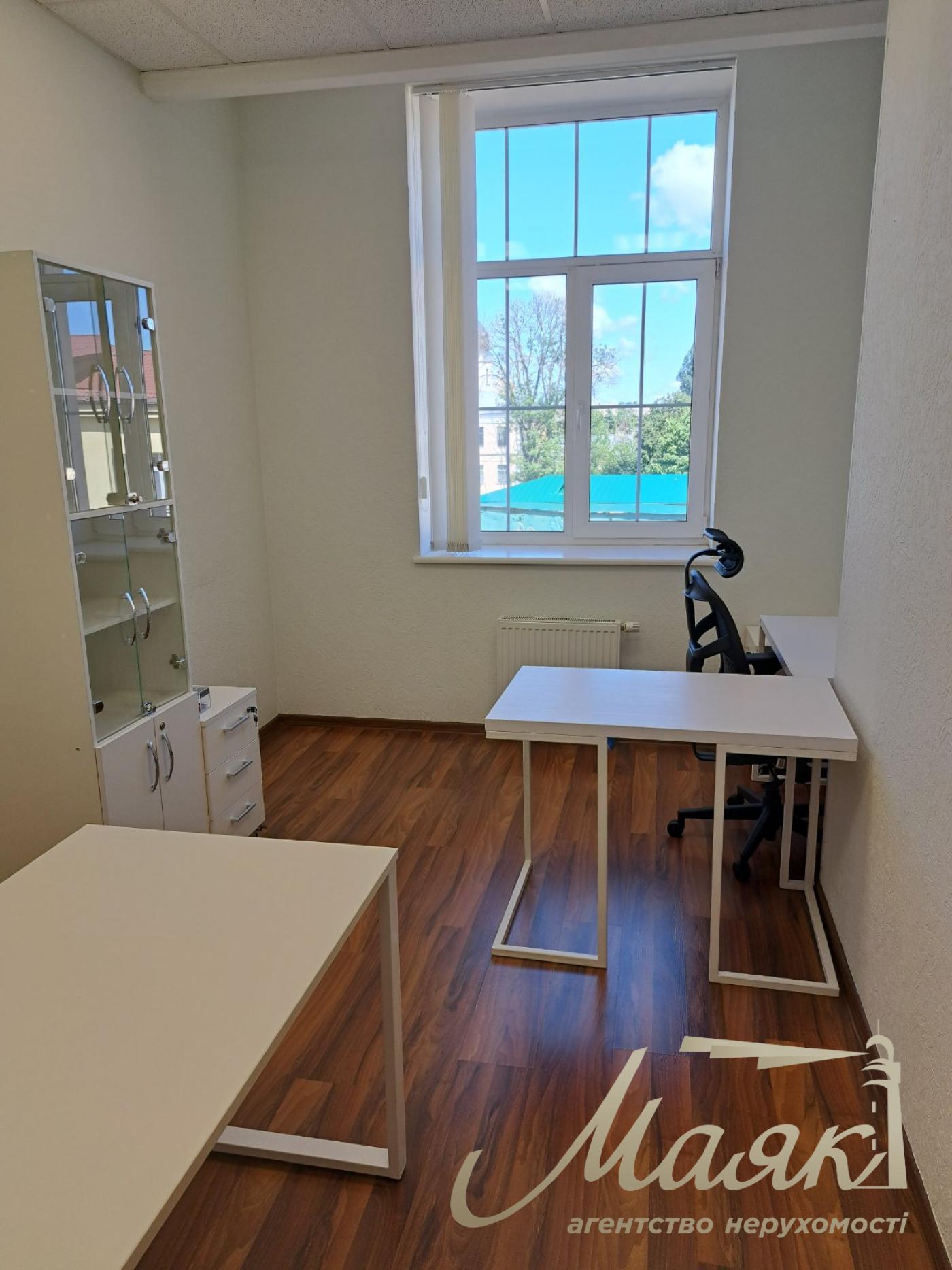 Оренда офісу 260м2 БЦ ILLINSKY вул. Іллінська 8, Поділ, Київ