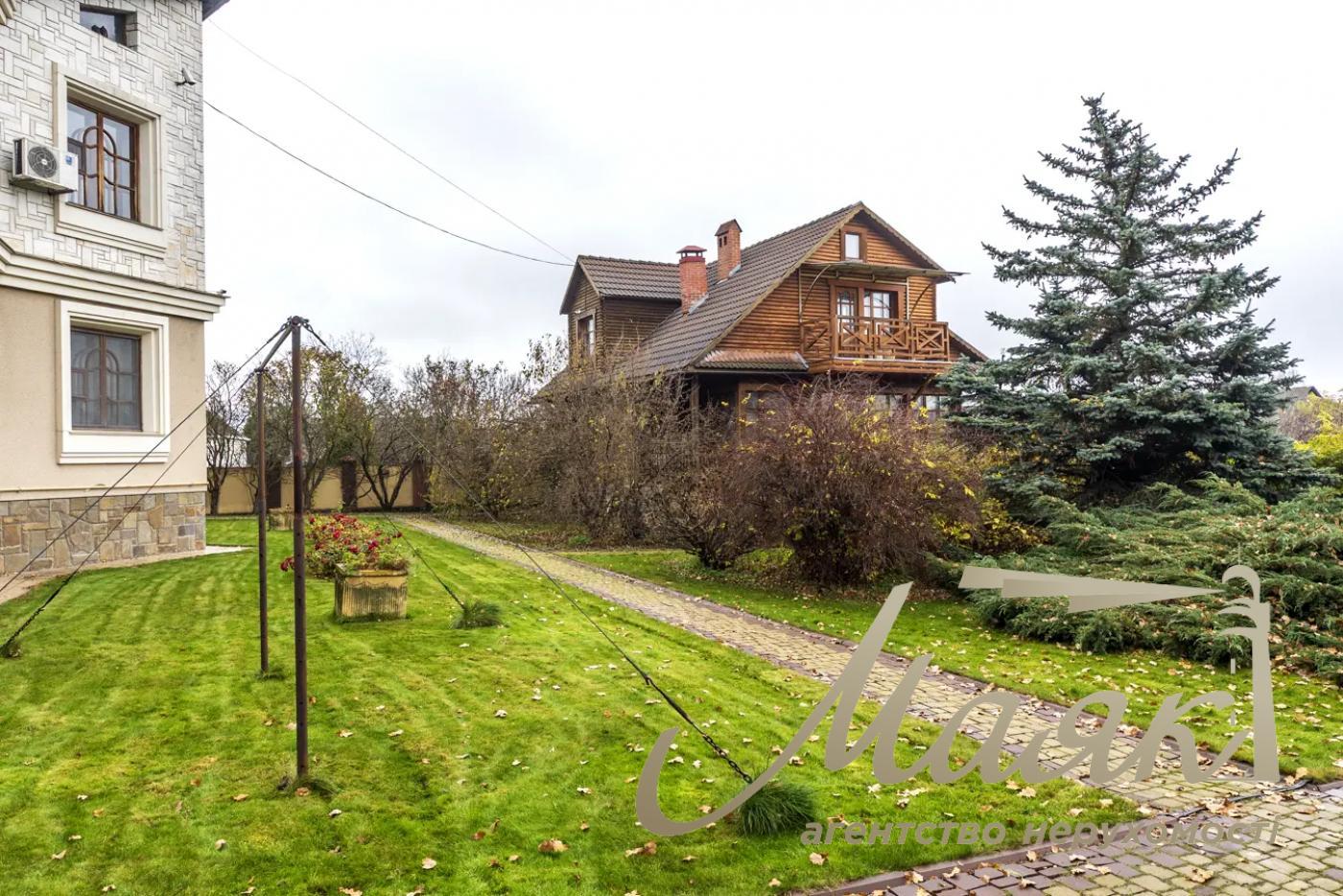 Продажа элитного дома 631м2 в Киеве, Голосеевский р-н, с.Вита-Литовская, пров. Залужный