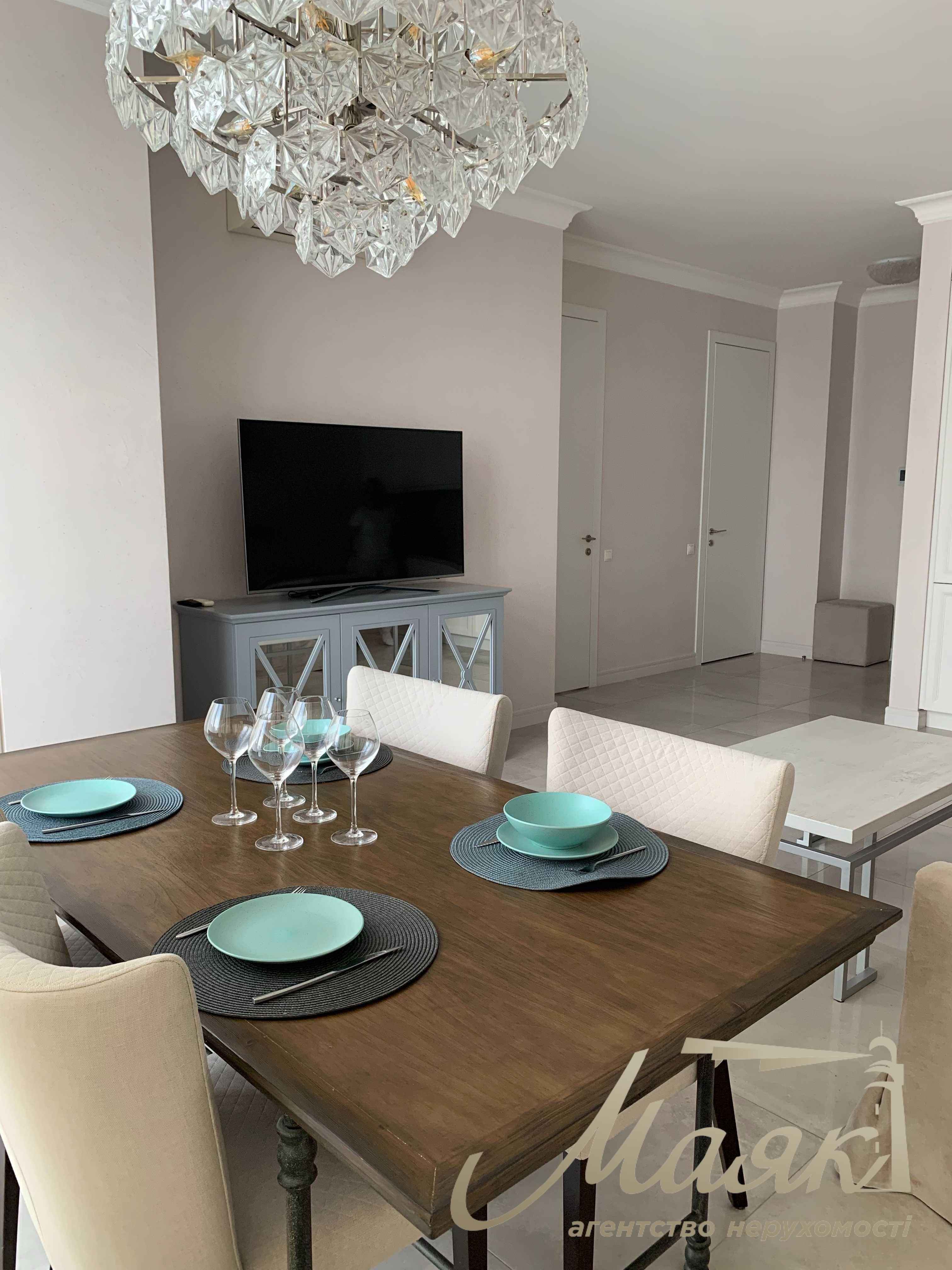 Аренда 1-комнатной квартиры 57м2 в ЖК Бульвар Фонтанов ул. Саперное Поле 3