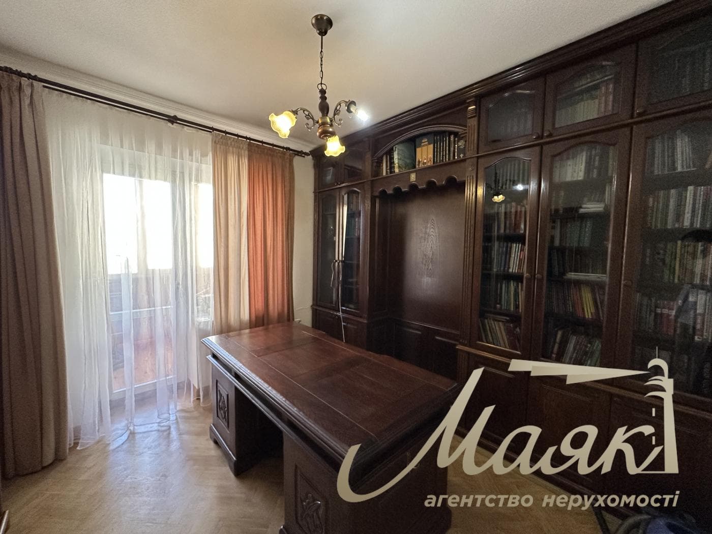 3-Bedroom Apartment (96 m²) for Rent at 9/1 Valeriy Lobanovskyi Ave.