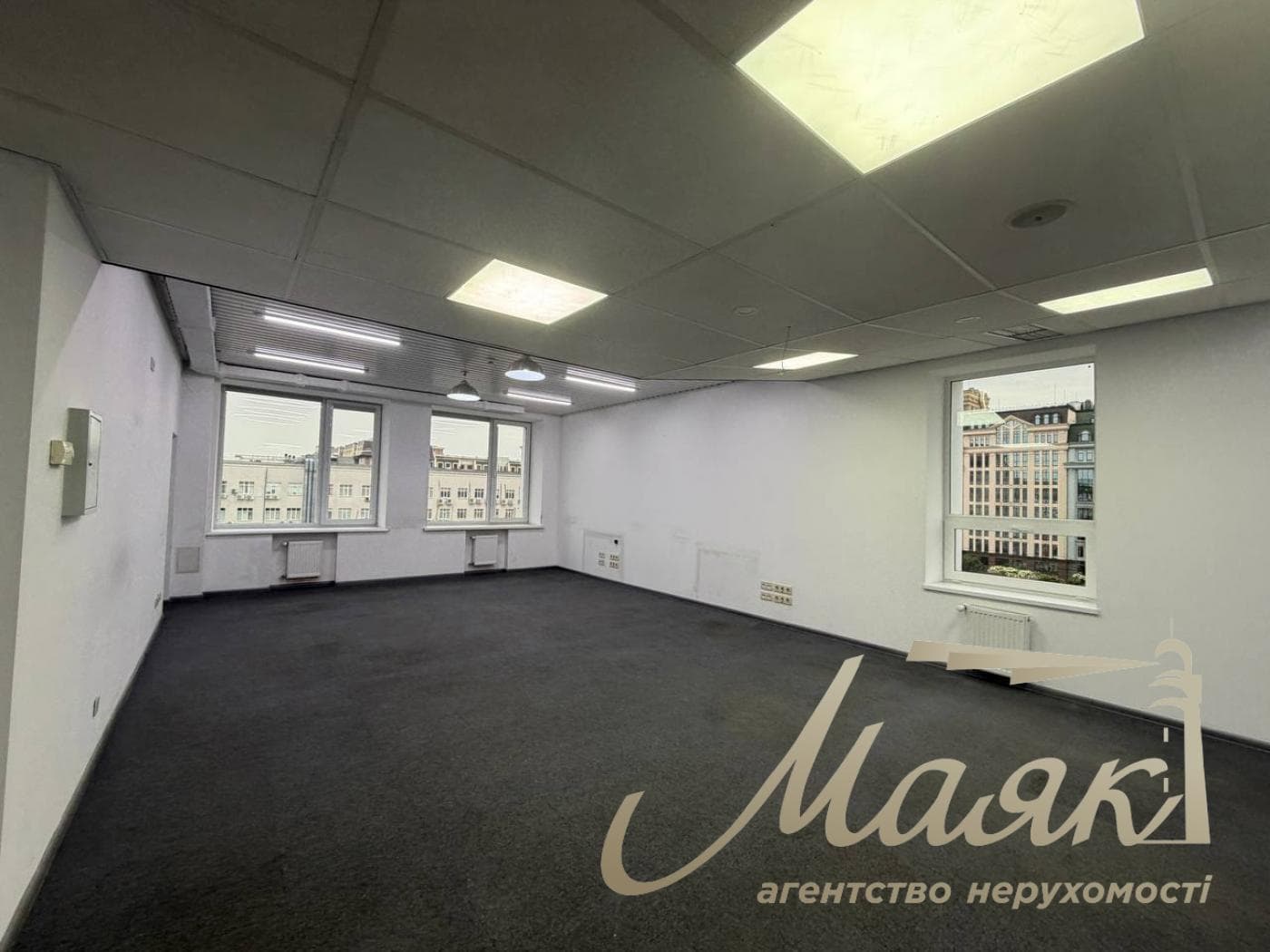 Оренда офісу площею 750 м² у бізнес-центрі «Доміно», вул. Нижній Вал, 51, Поділ.