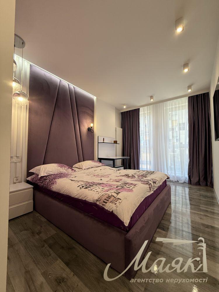 Rent 2-bedroom apartment 90 m2 LCD New York, New York, Antonovicha str. 74