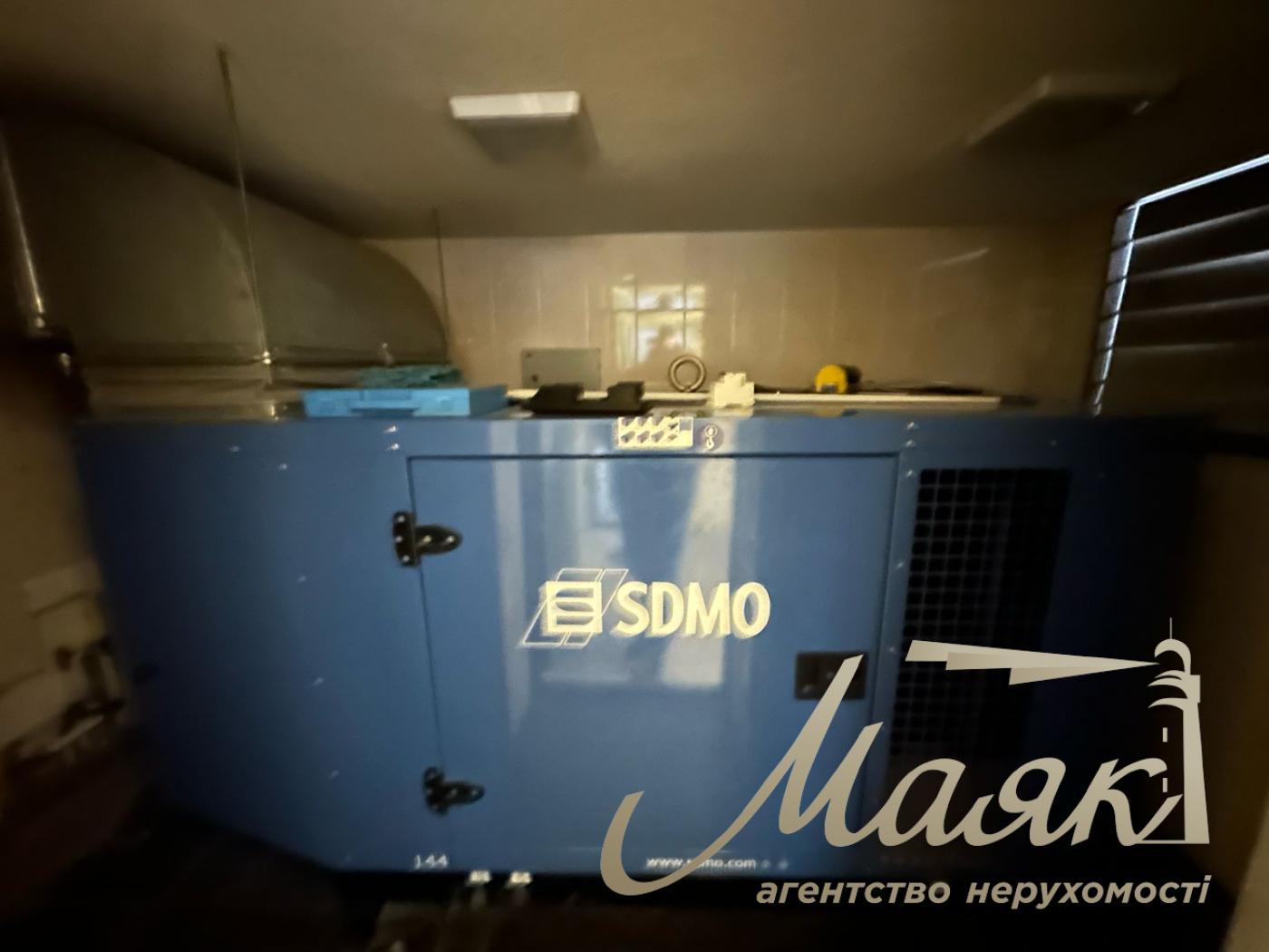 Пропонується до продажу будинок у лісовій зоні в селі Гореничі - в екологічно чистому місці серед сосен, поруч з озерами.