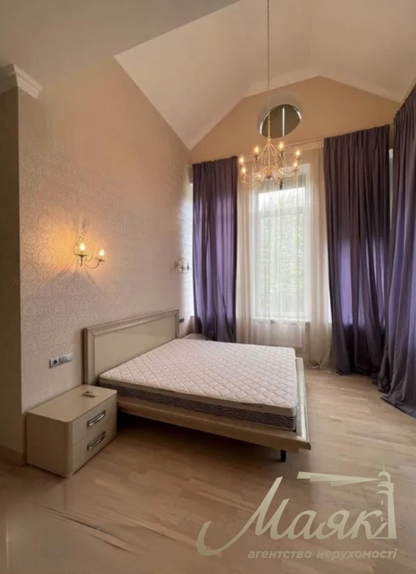 Оренда будинку 400м2 СМТ Козин/Конча-Заспа. Б. Дамба. Оренда будинку.