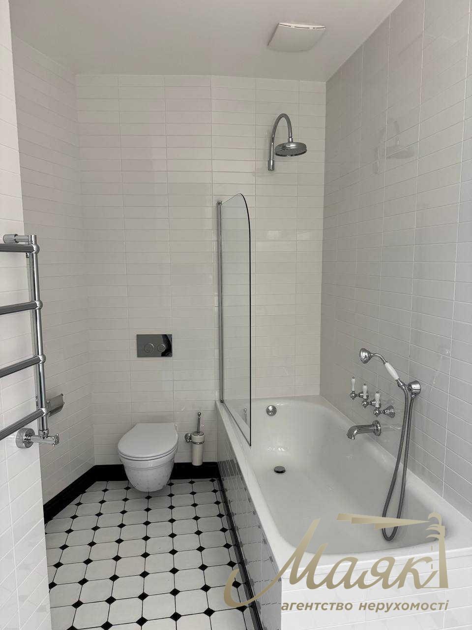 Оренда 2к квартири, в ЖК Skyline Residense, вул. Євгена Коновальця вул. (Щорса), 26-А