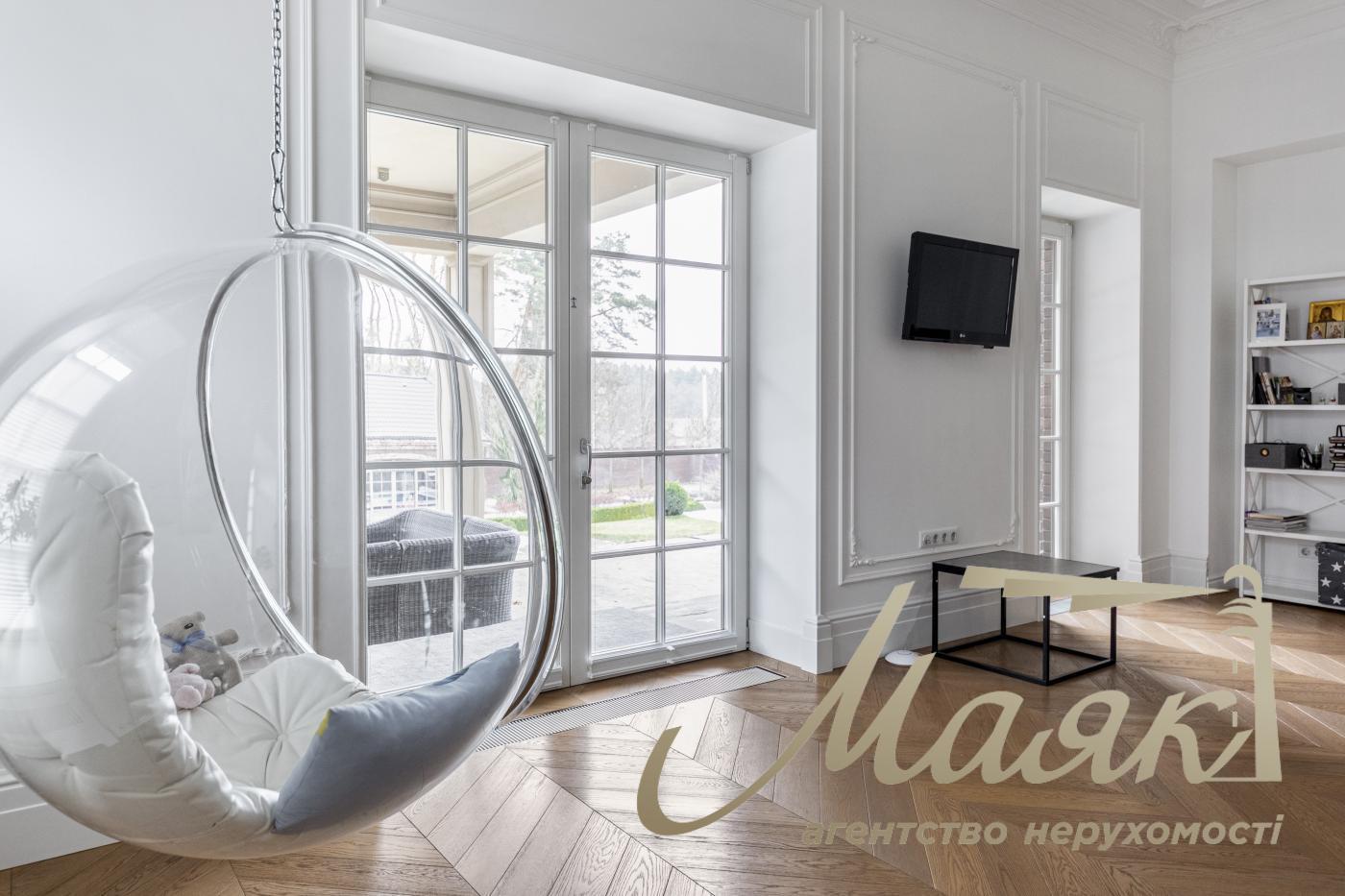 Продажа загородной резиденции в с.Капитановка, Киево-Святошинский р-н