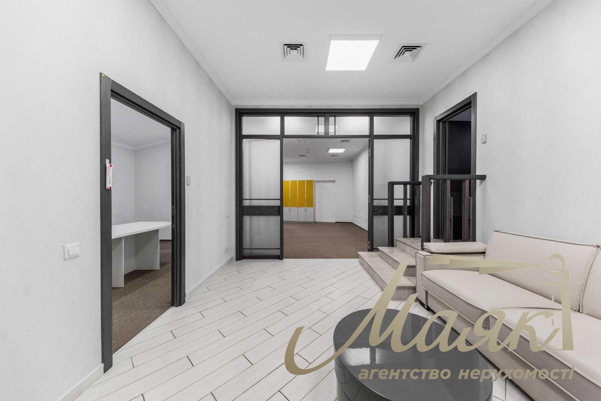 Оренда офісу в центрі (Софіївська площа), вул. Володимирська