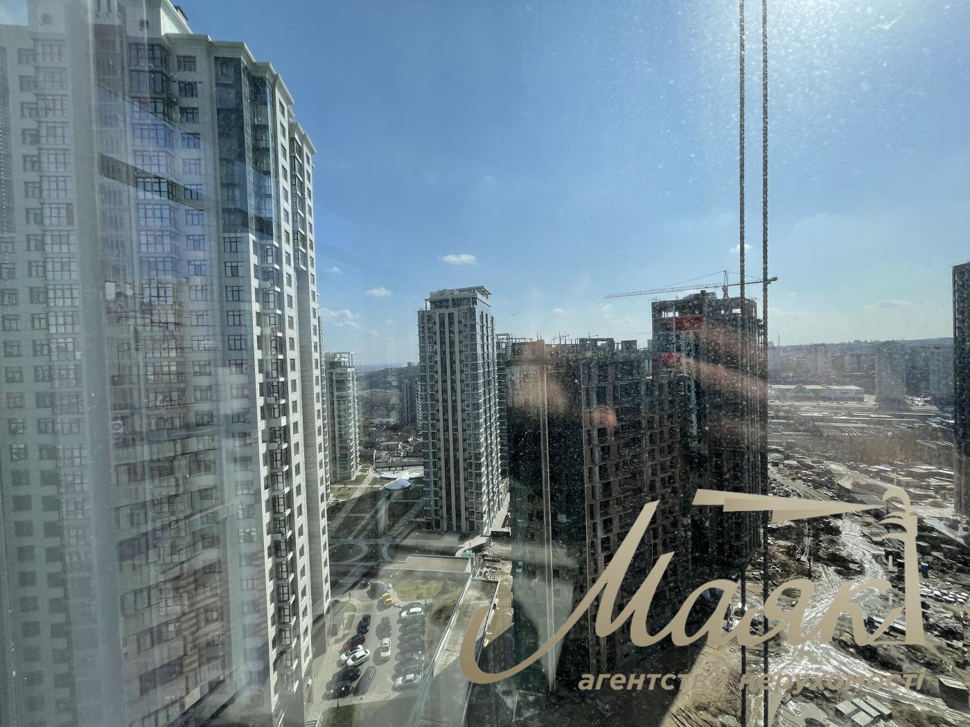 Продаж 4-х кімнатної квартири, 178 м2 у ЖК Новопечерські Липки Драгомирова