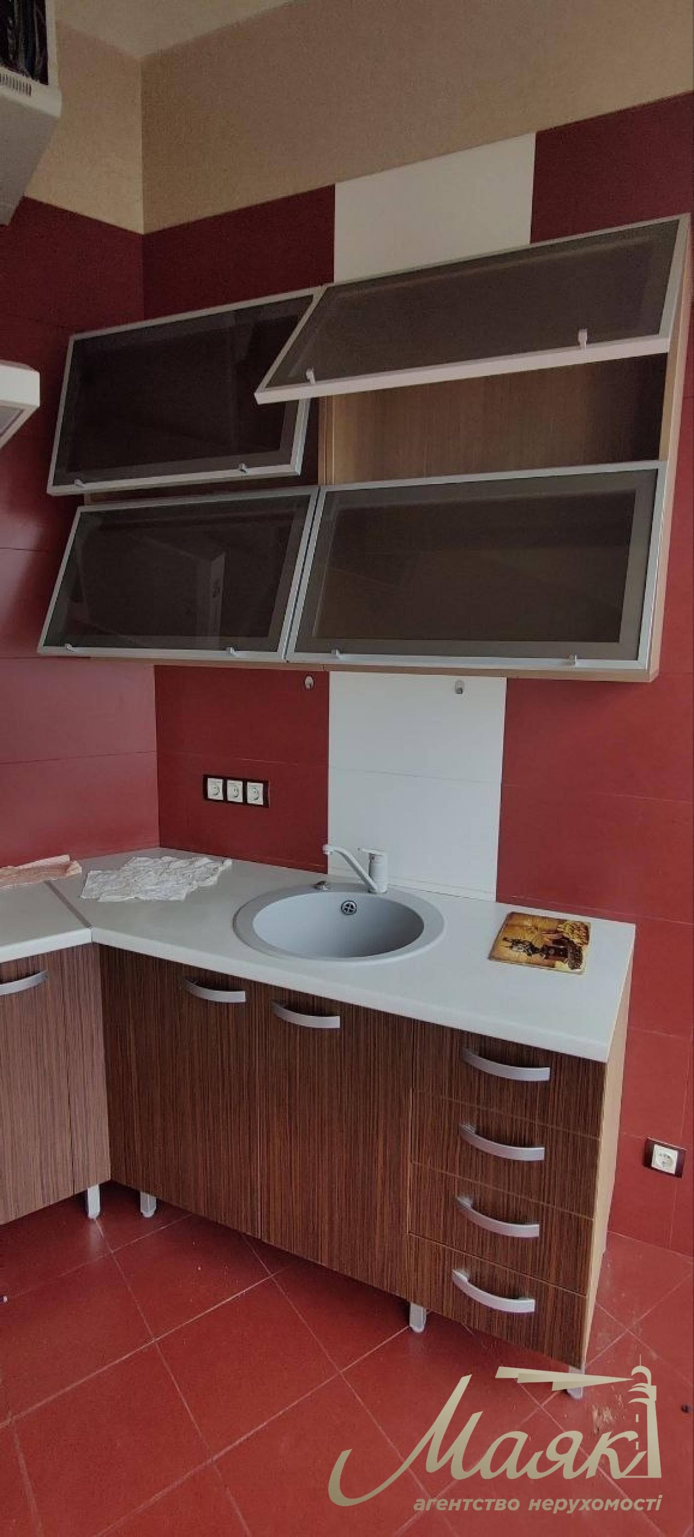 Оренда офісу площею 279 м² у бізнес-центрі «Парус», 20-й поверх