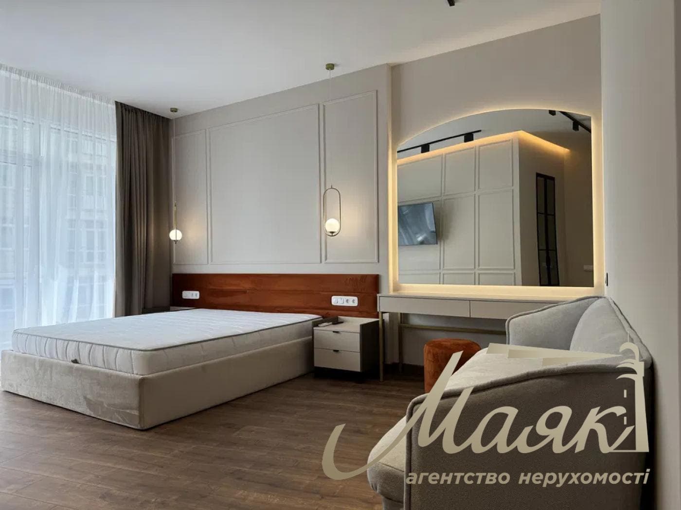 Rent a 4-room apartment (125 m²) in the "Busov Hill" residential complex