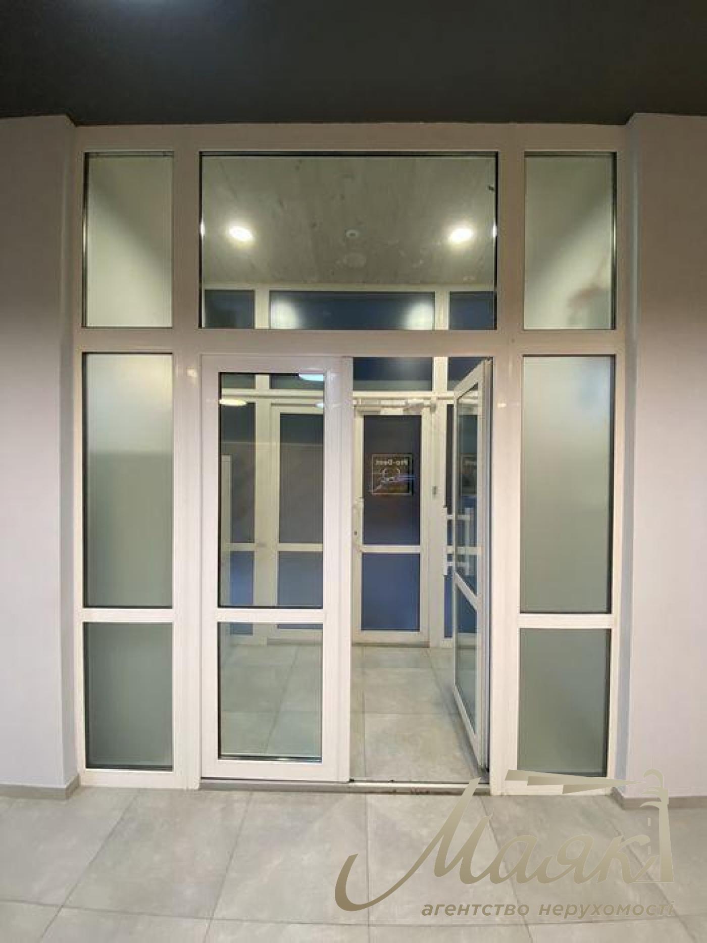 Sale of facade premises (80m2) in the residential complex Soho Residence