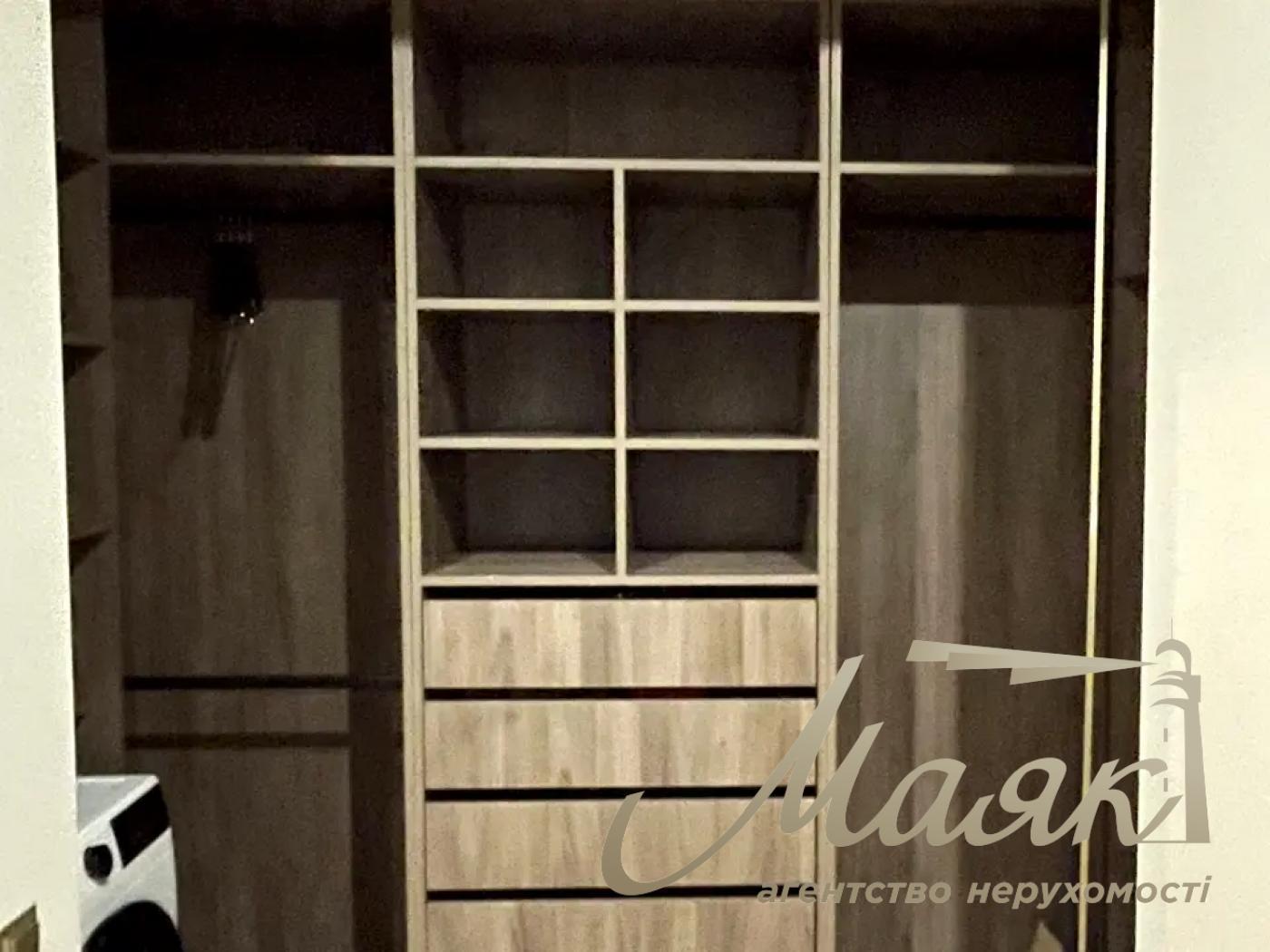 Rent 3-room apartment 75 m², Lutheranskaya street, Center