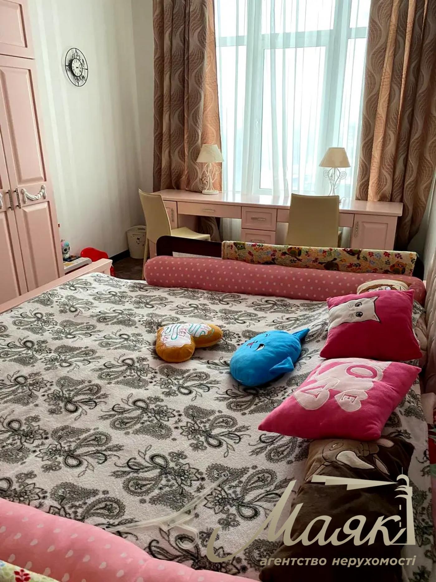 Оренда 4х квартири 153 м², вул. Андрія Верхогляда, Печерськ