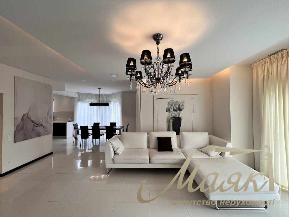 Оренда сучасного будинку Козин, Конча Заспа, з басейном