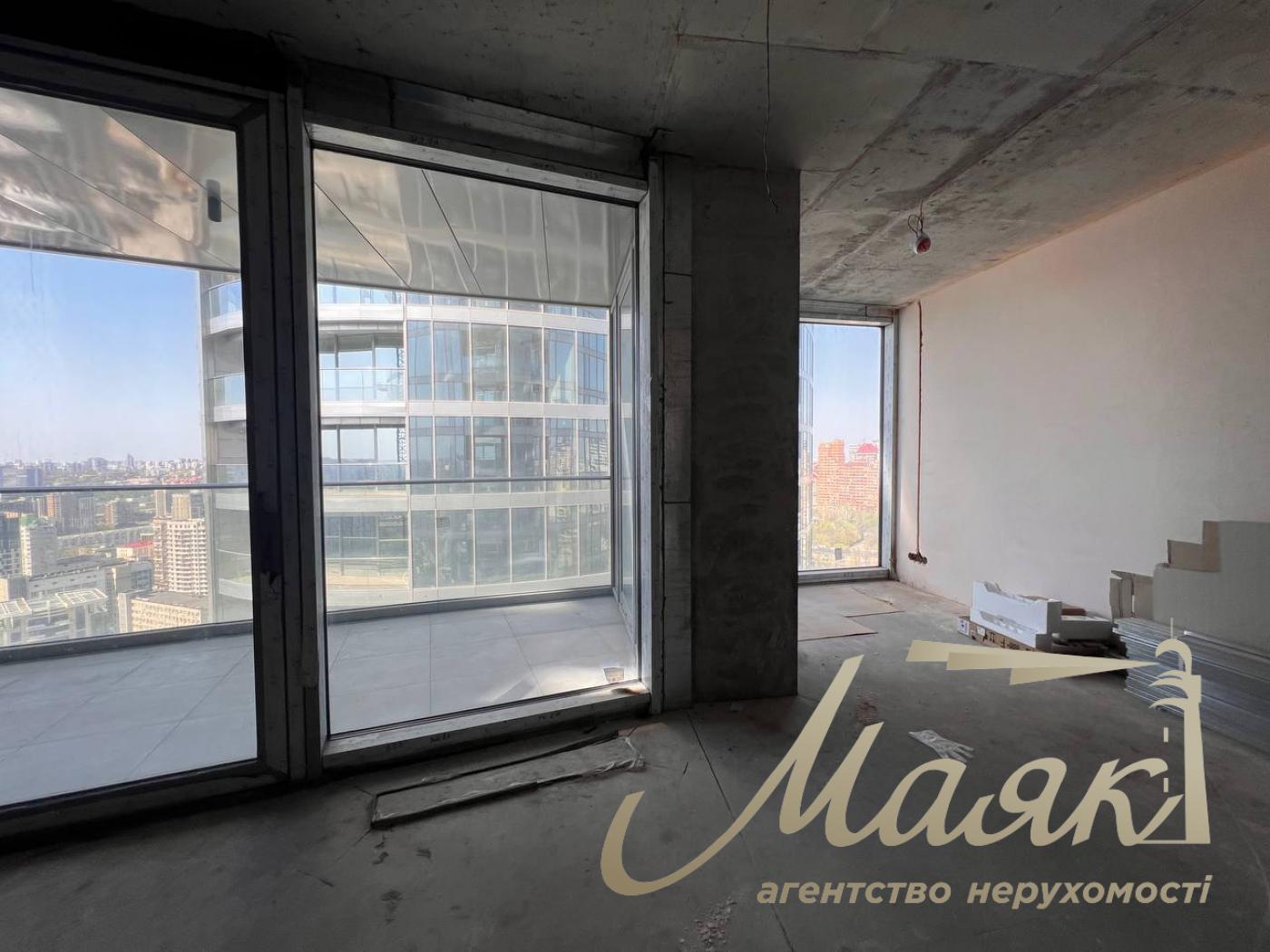 Продаж видової 1-ї кімнатної квартири, 63 м3 у ЖК Taryan Towers