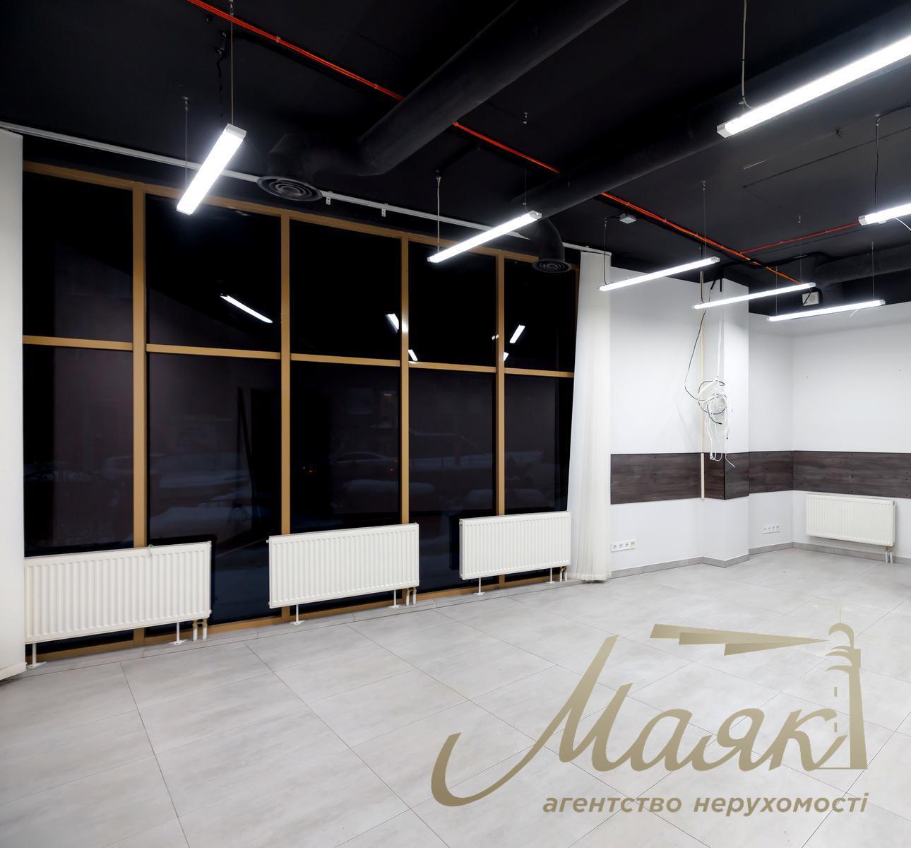 Office for rent 130 sq.m. in BC Hephaest, 99a Glubochitskaya str.