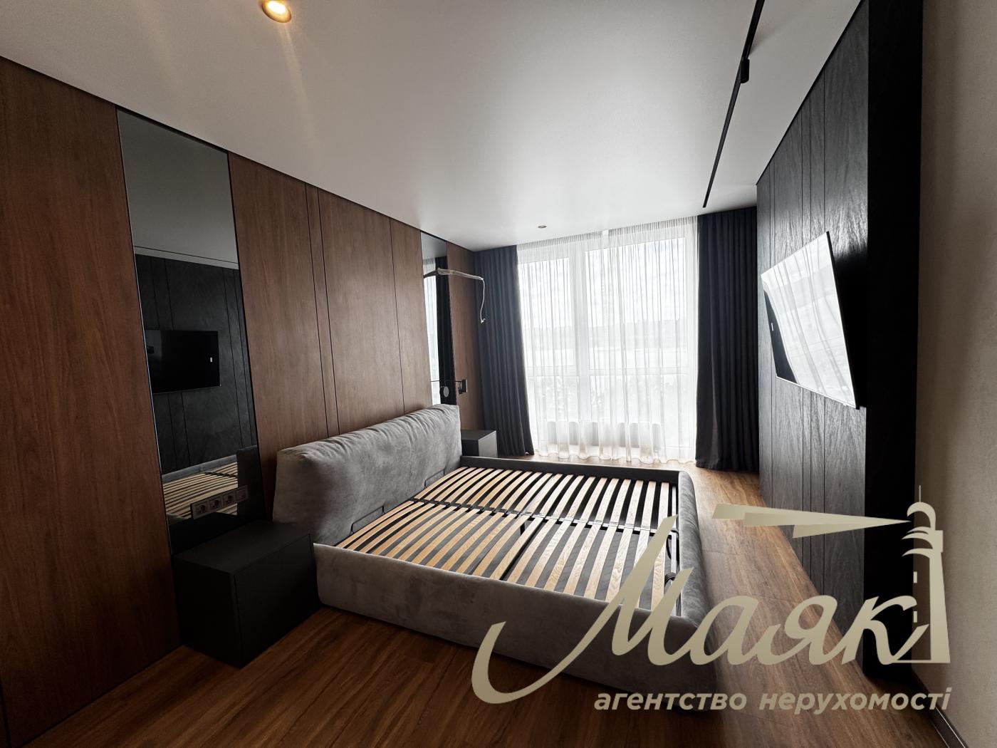 For sale 3-bedroom apartment in LCD Great