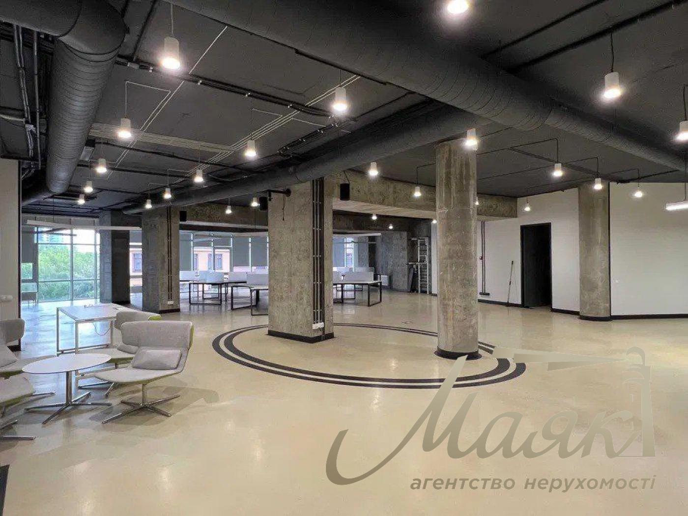 Оренда офісу 1000 кв.м в БЦ Хвиля (Wave) вул. Коновальця 36Д