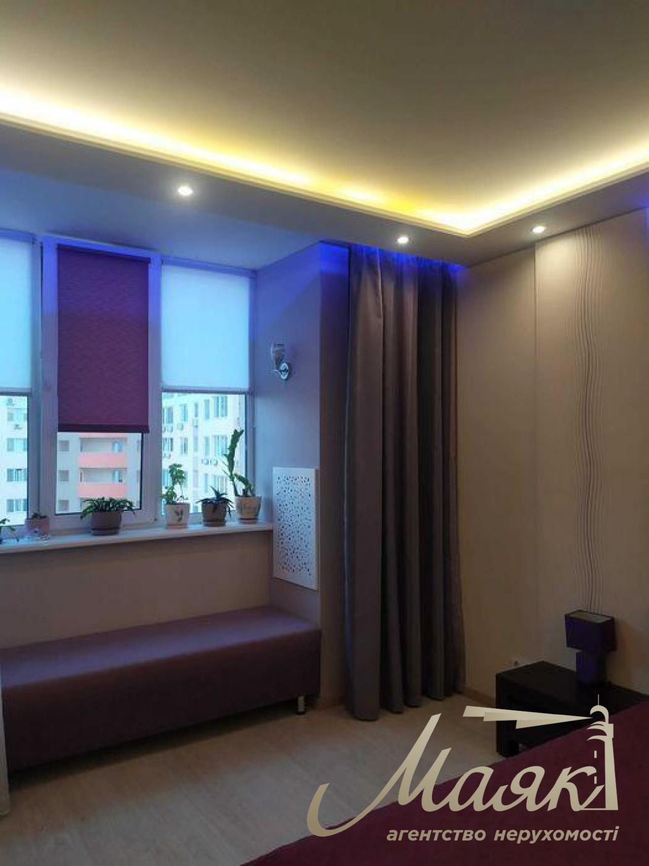Sale 3-room apartment Goloseevo, residential complex 4 seasons
