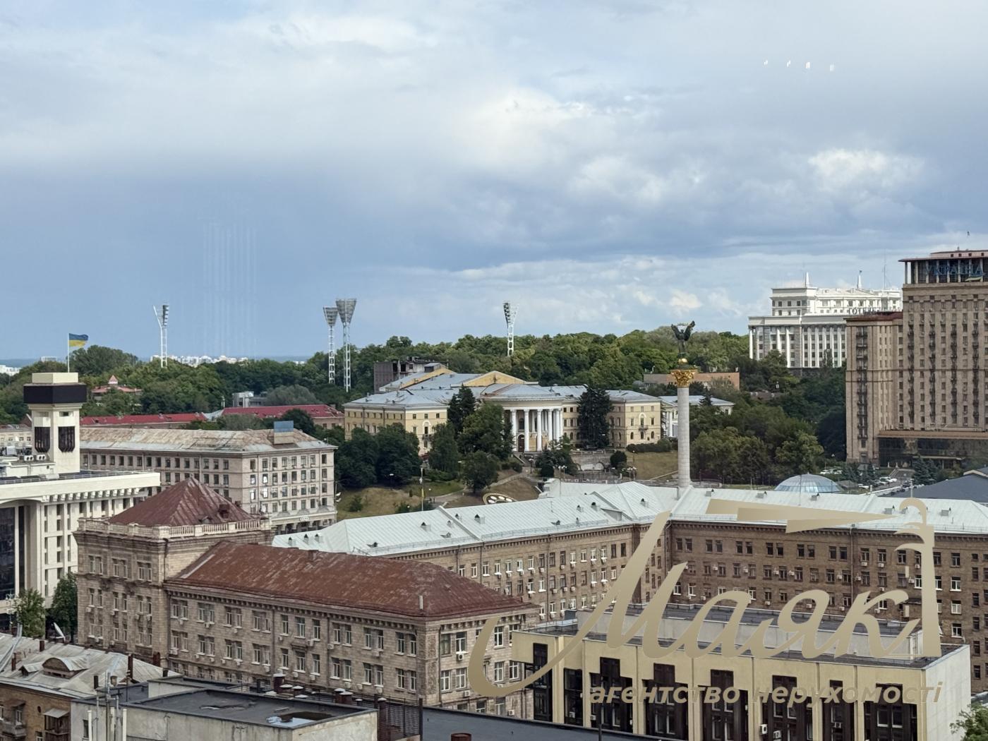 Аренда видовой 3к квартиры 245 кв. м на ул. Паторжинского 14, Центр, Шевченковский район