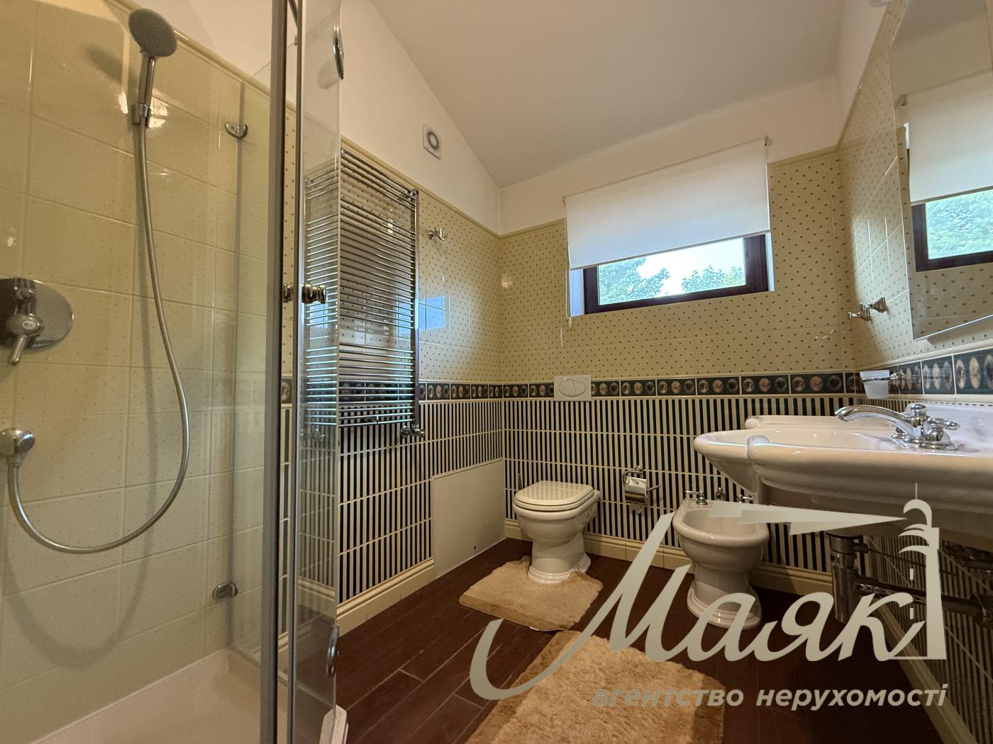 Оренда будинку 400 кв.м з тенісним кортом, великою зеленою територією | Бориспільський район| с.Гора