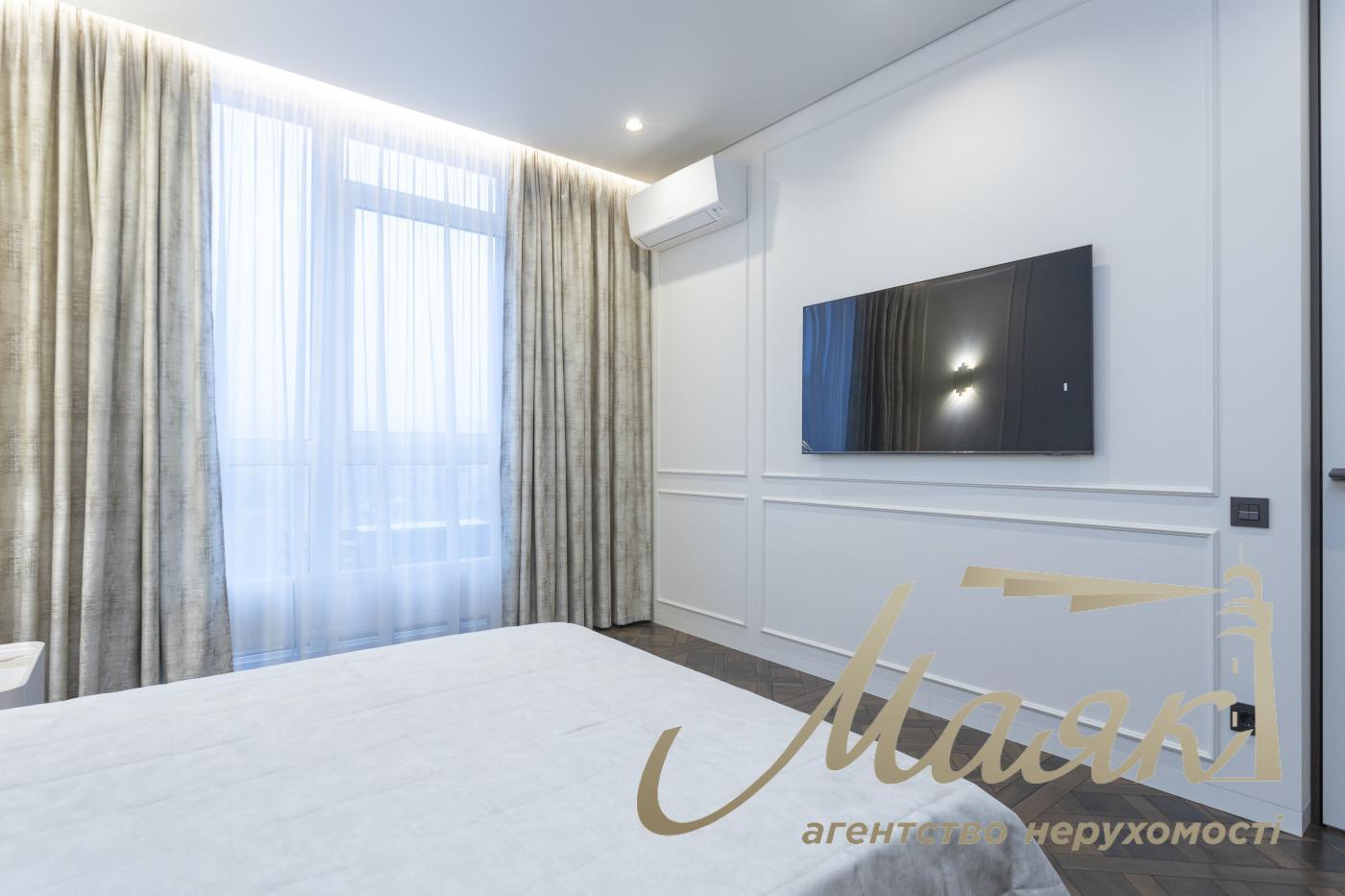 Продажа 2к квартиры 50м2, ЖК Французский квартал 2, ул. Джона Маккейна, Печерський район.