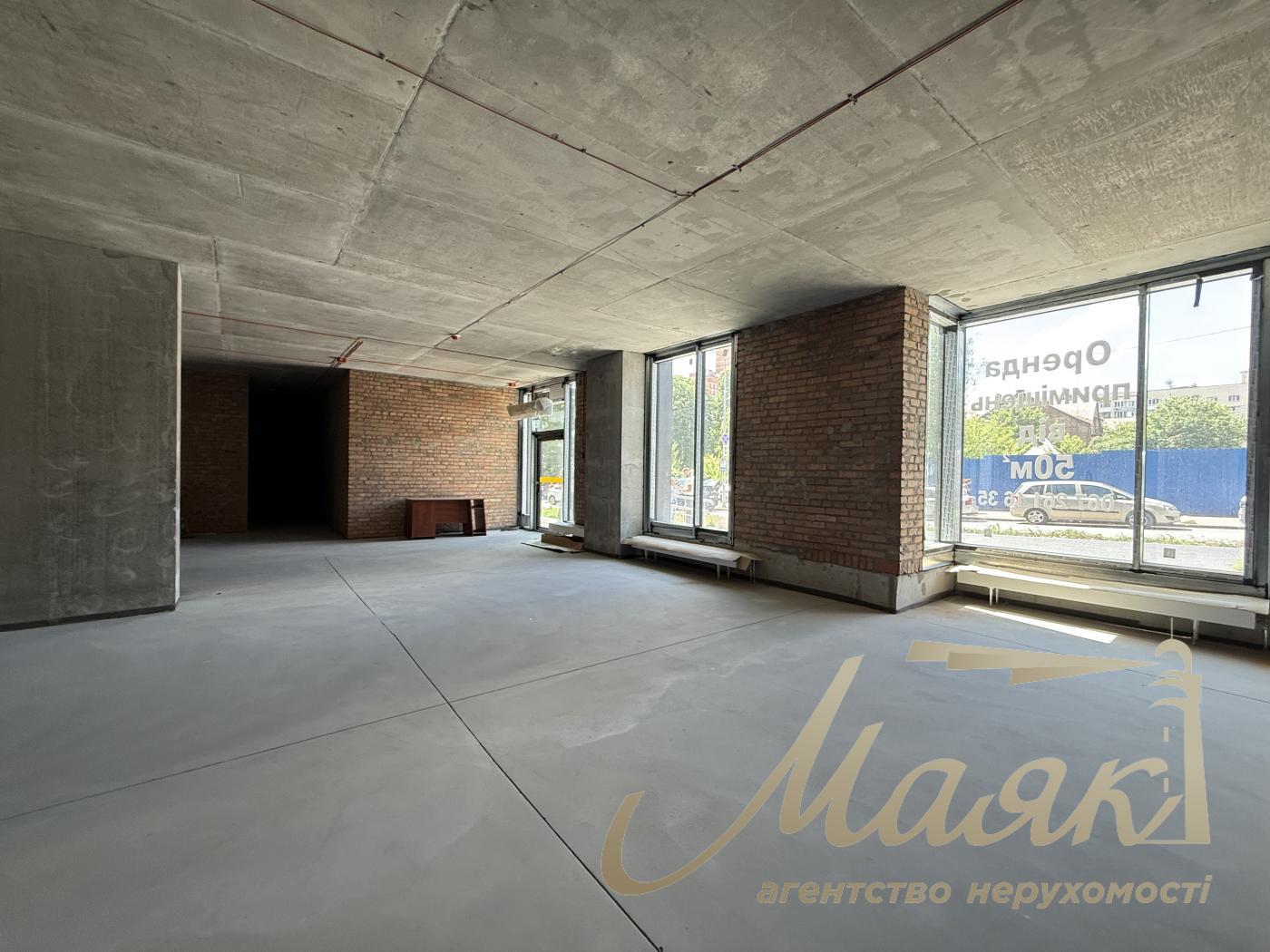 Оренда фасадного приміщення 155м2 у ЖК TRIIINITY, вул. Барбюса Анрі