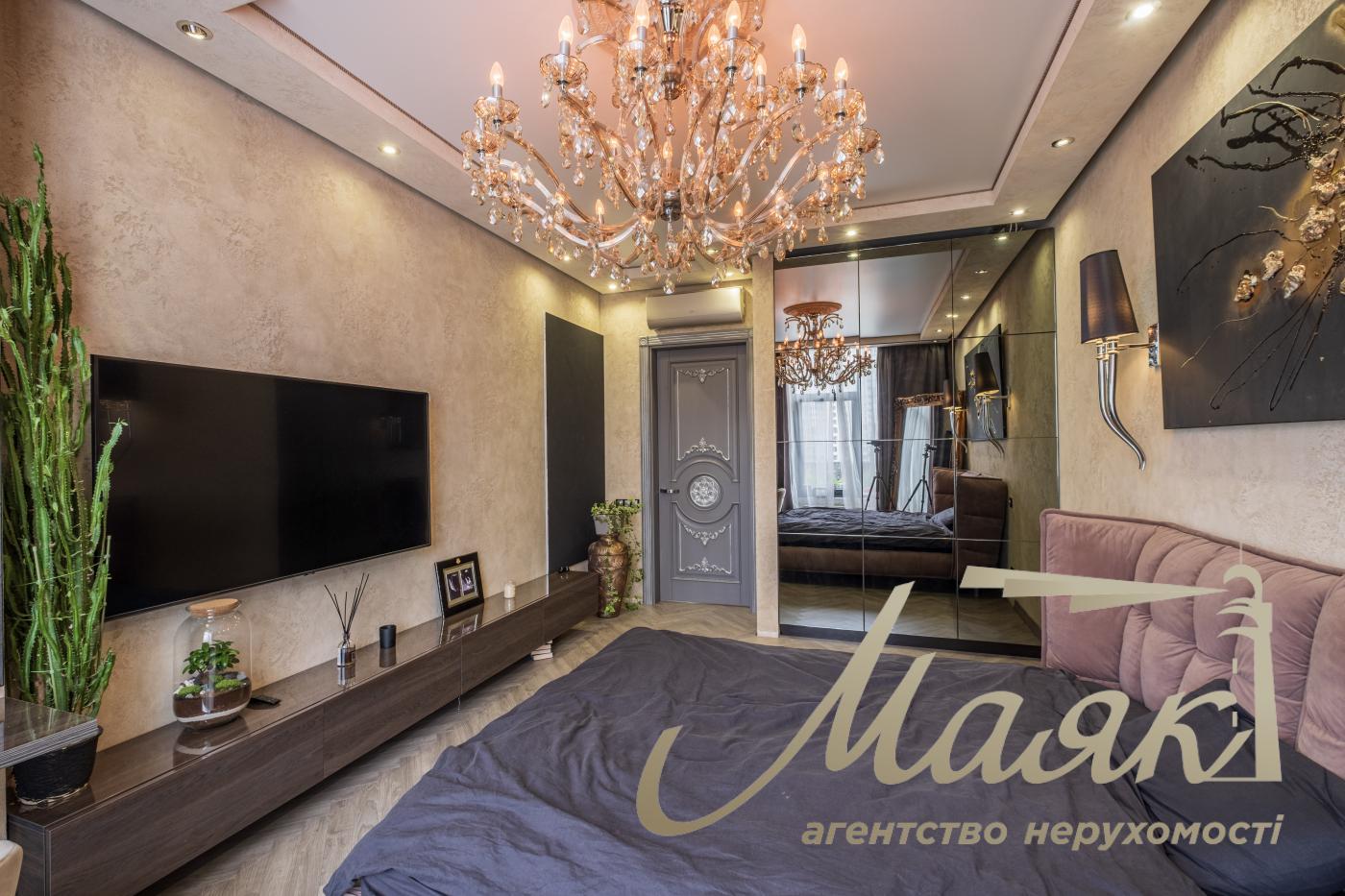 Продажа 3х-комнатной квартиры 100м2 в ЖК "новопечерские липки" Драгомирова 11В, Печерск, Киев