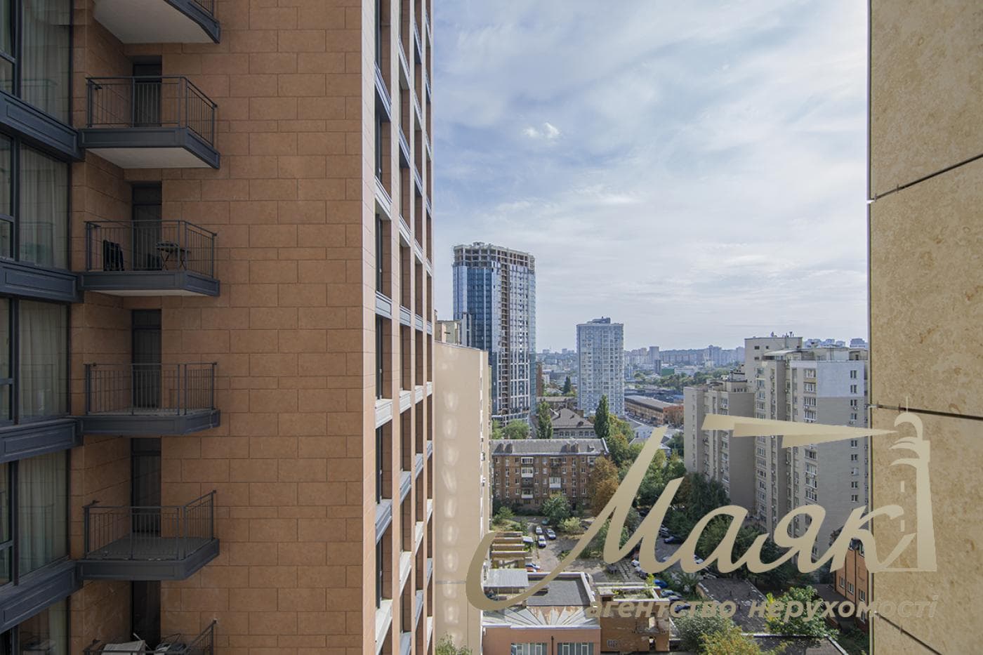 3-Bedroom Apartment for Rent on Antonovych Street, Atlantic Residence Center, Holosiivskyi District—Pets Allowed