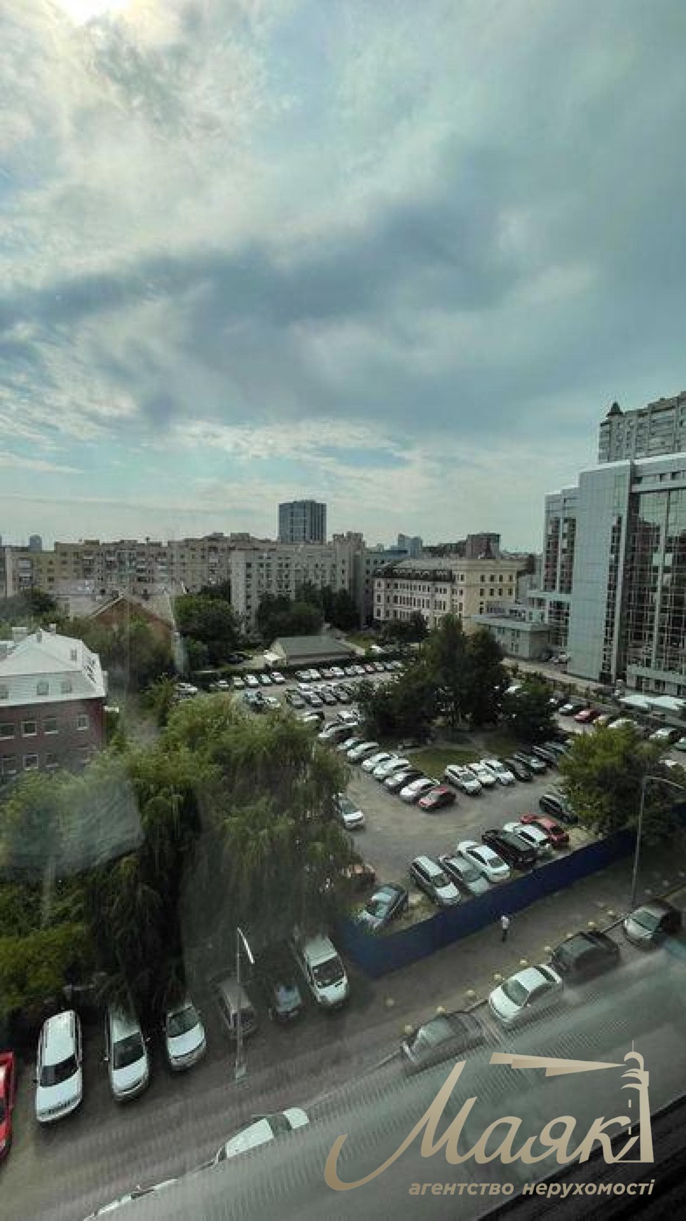 Продаж 4-кімнатної квартири ЖК Трініті, вул. Тютюнника