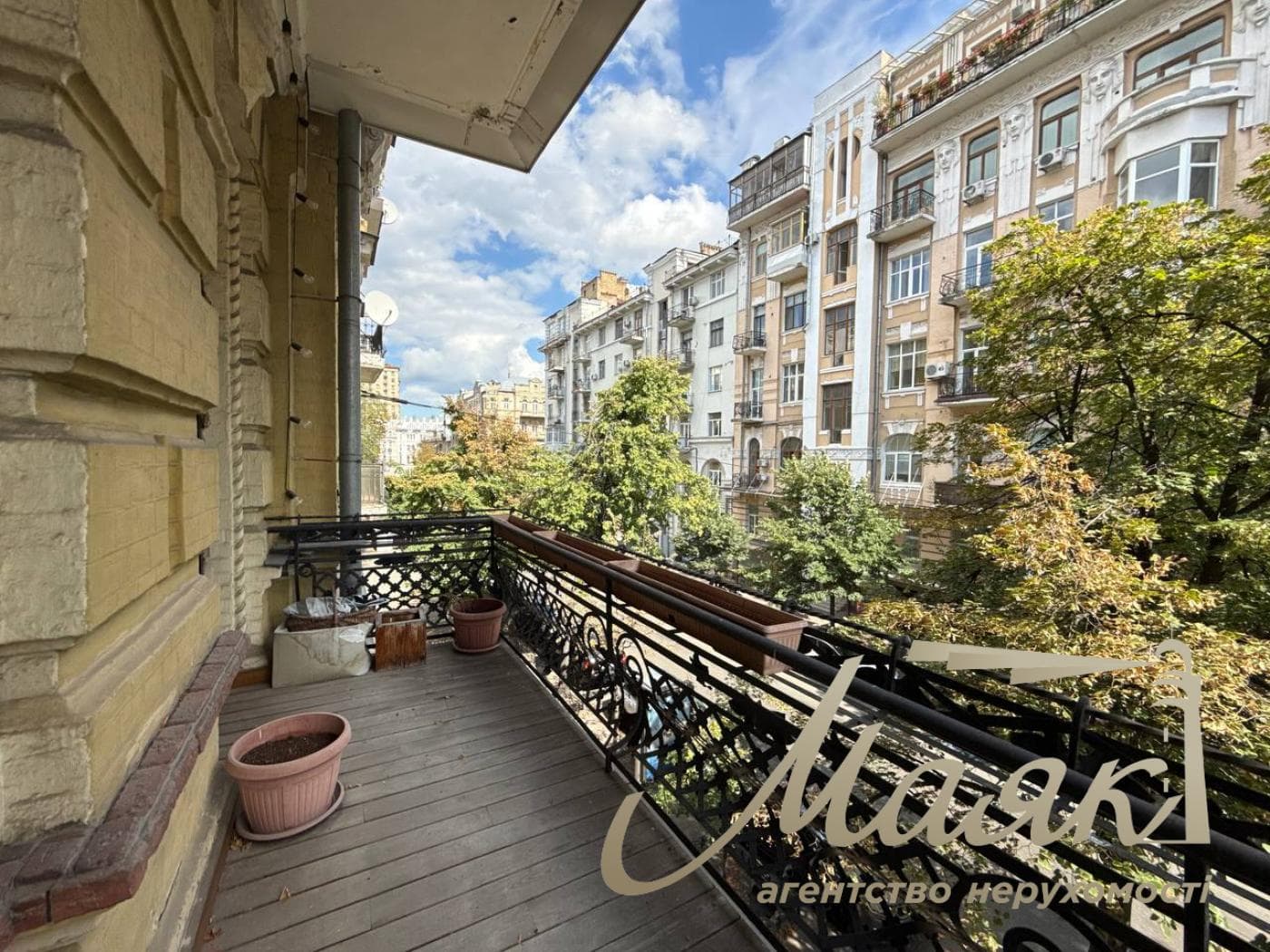 Оренда офісу площею 105 м² у центрі Києва, вул. Лютеранська, 7/10, Хрещатик.