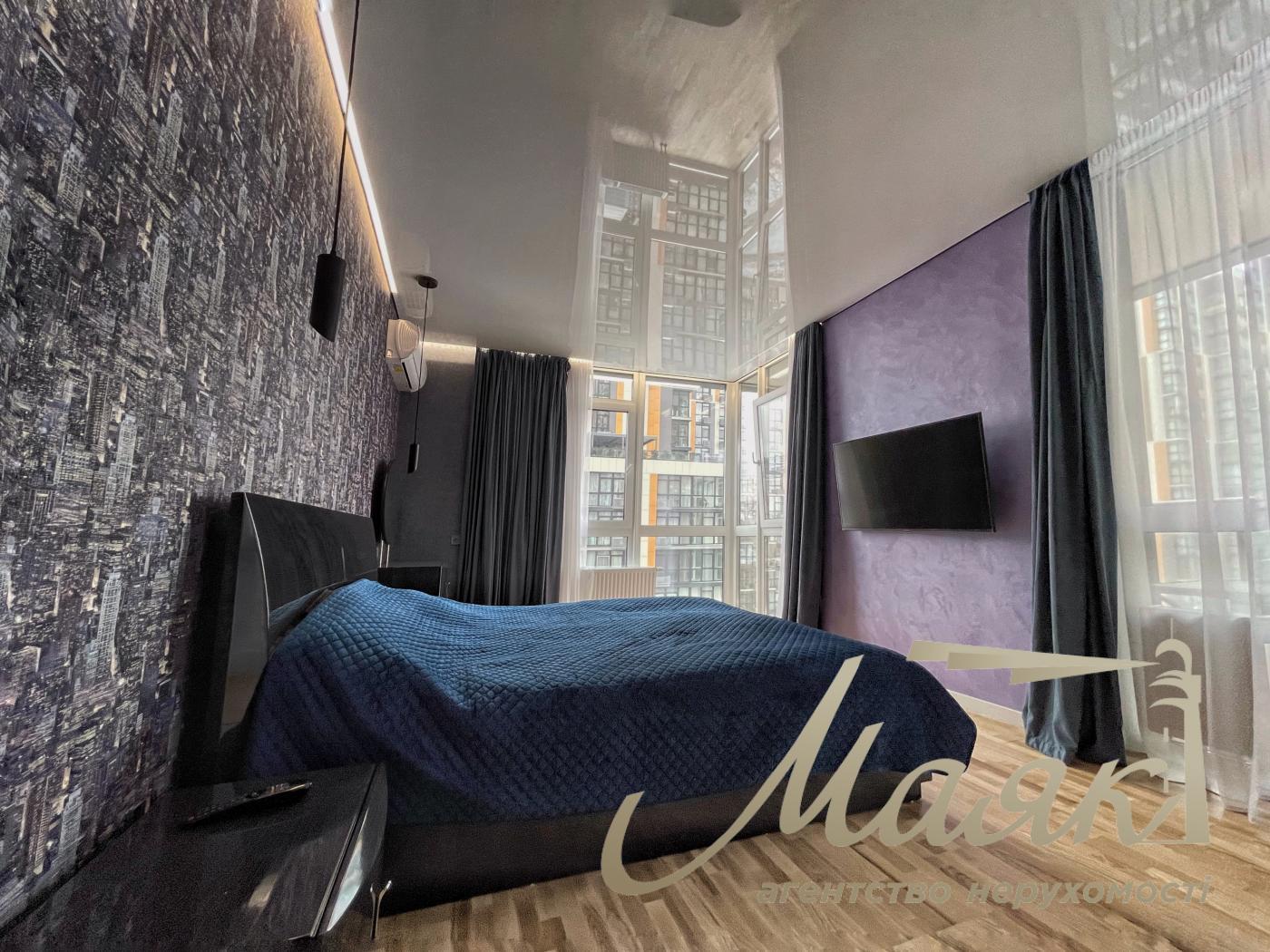 Аренда видовой 2-х комнатной квартиры в ЖК Французский квартал 2, Печерский район.