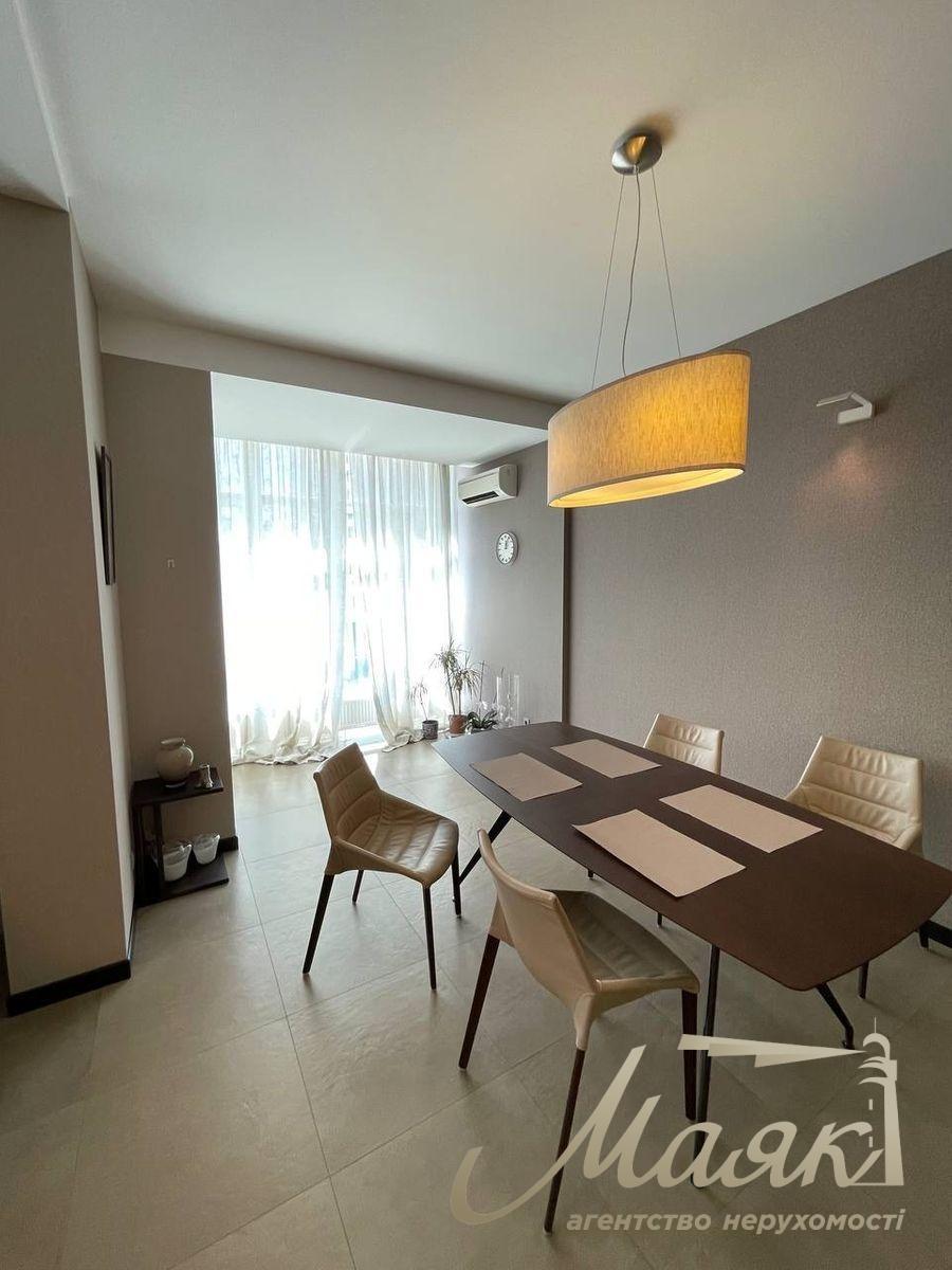 Продажа 2-комнатной квартиры 90м2 ЖК ''Новопечерские Липки", Драгомирова 16, Печерский район, Центр