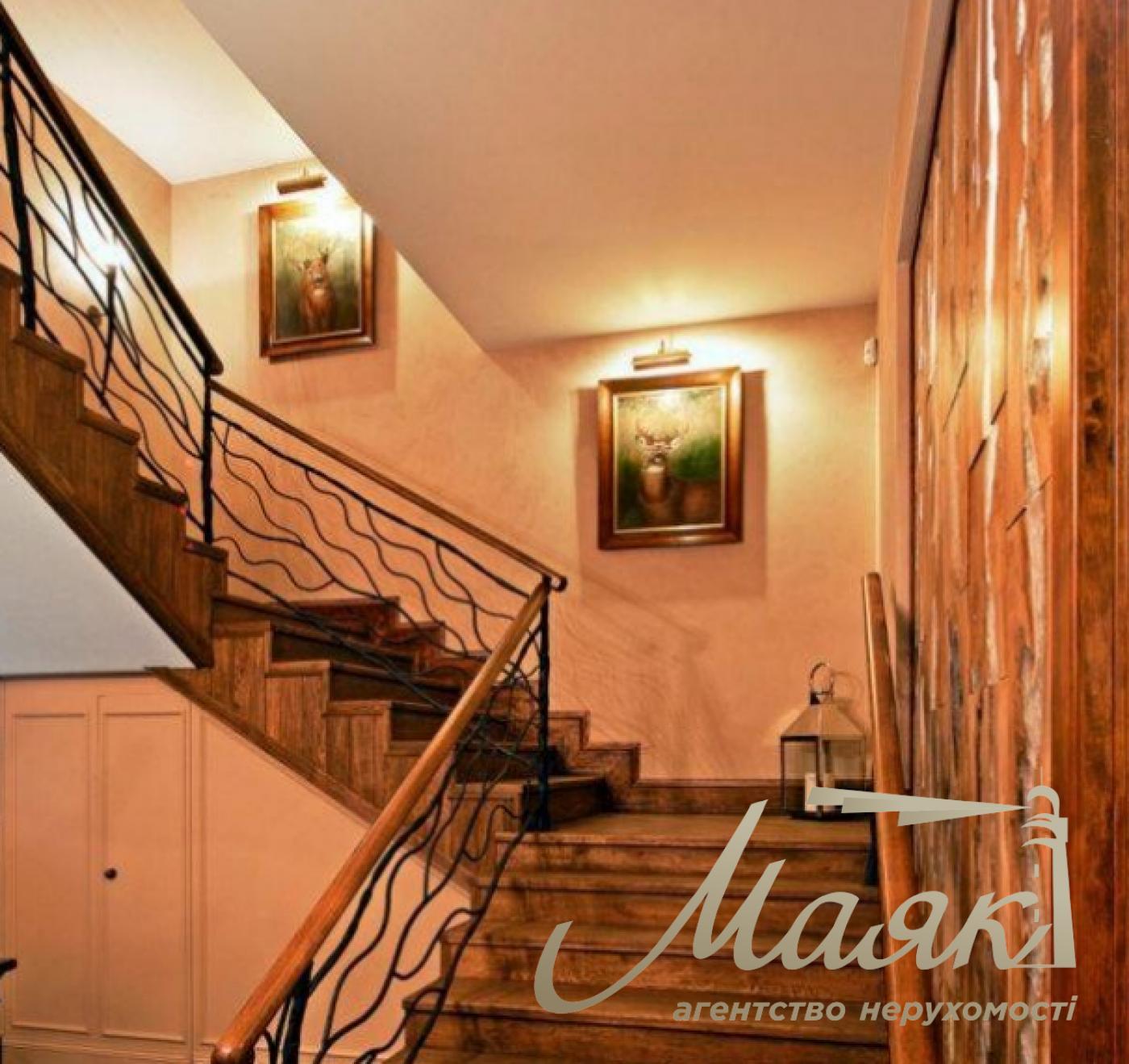 Rent of premises for a restaurant on Almazova St. 12, Pechersk