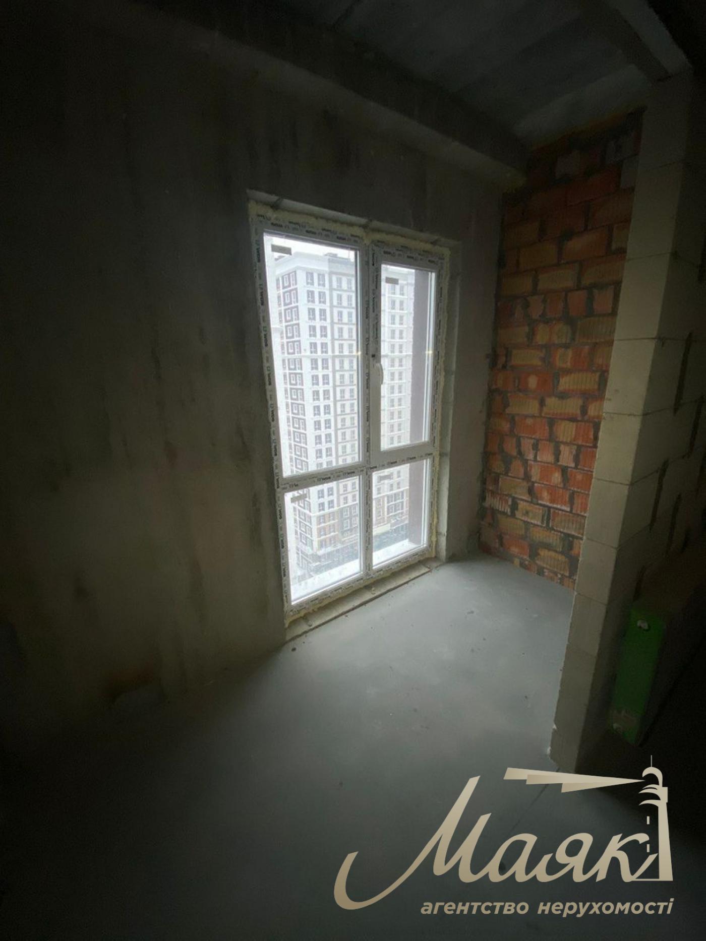 Sale of 2-room apartment in the New England residential complex by assignment, Maksimovicha St.