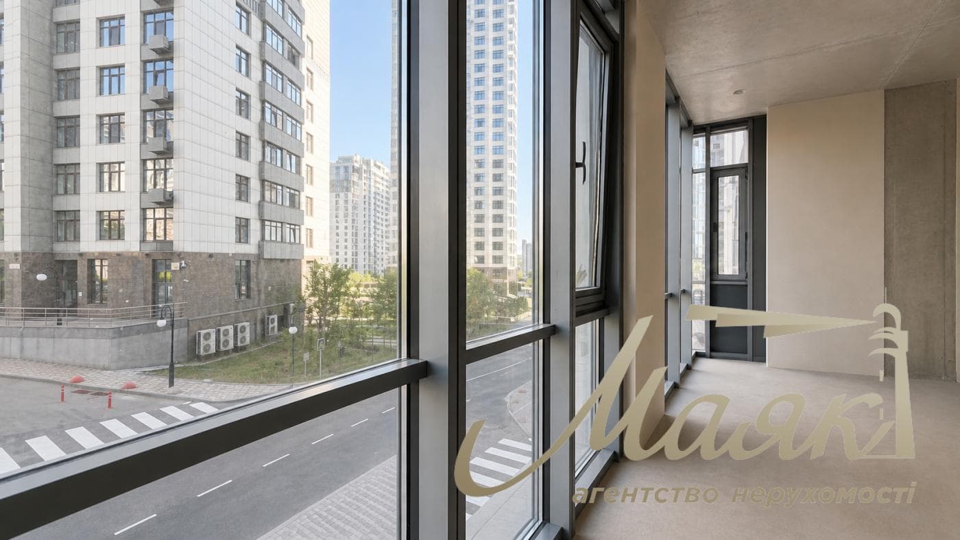 For sale 1 bedroom apartment 57m2 in LCD Novopecherskie Lipki (7 turn) 4 house, Andriy Verkhoglyada Street/Dragomirov Street, Pechersk, Kiev