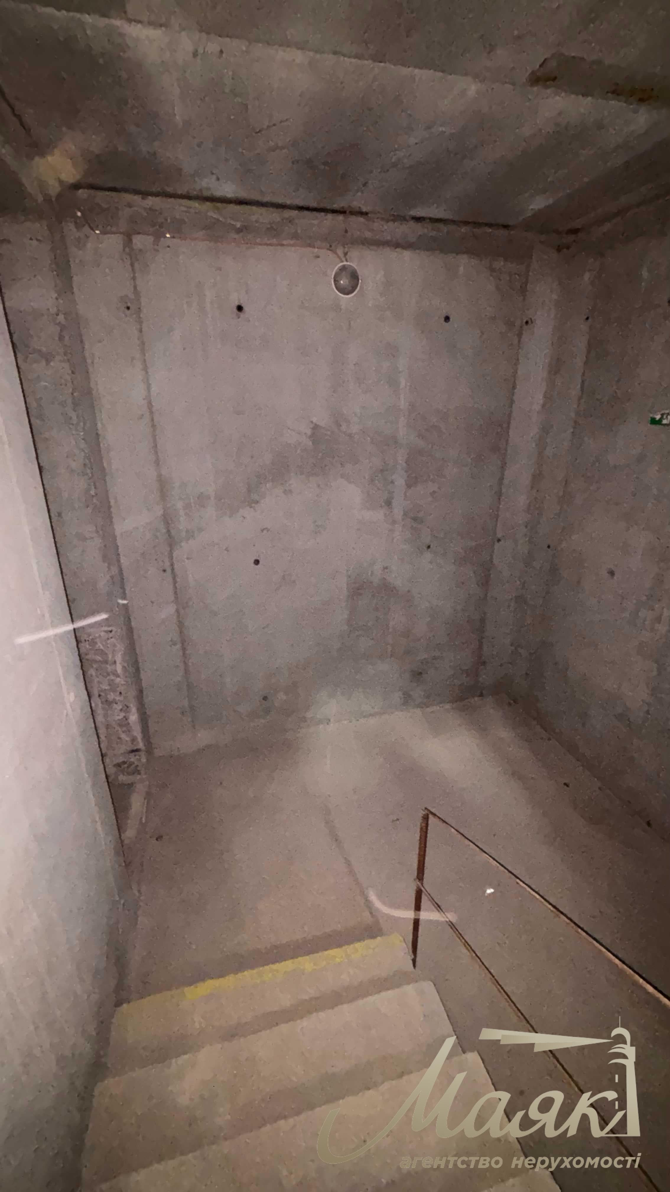 Продаж комерції (цоколь), 158м2, Індустріальний, 27, Солом'янка