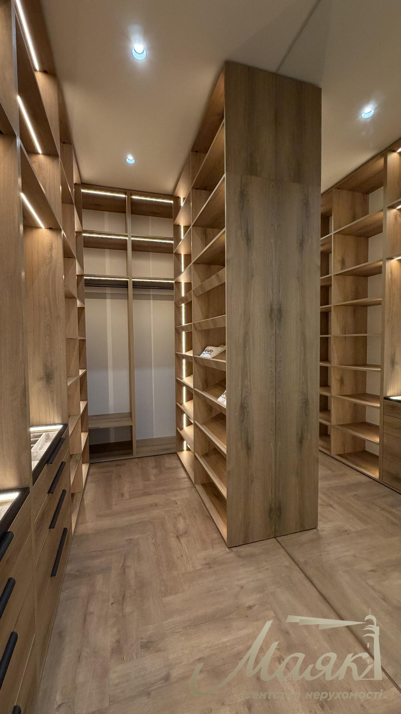 Продаж 2-х поверхового будинку 246м2, Ходосівка