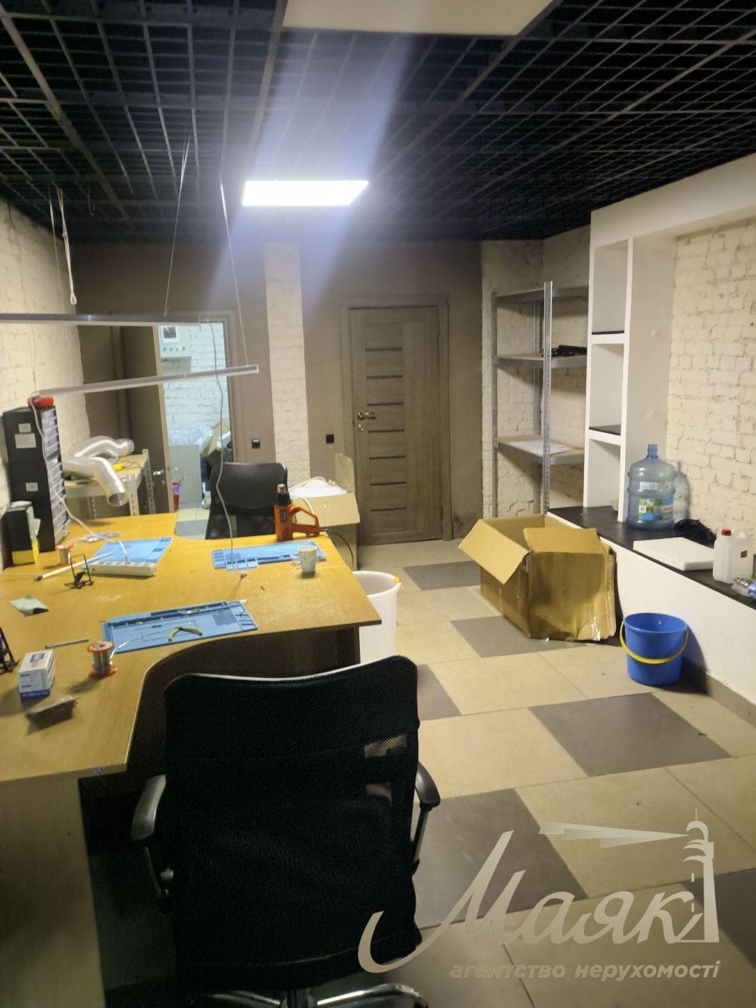 Оренда підвального приміщення (173м2) з меблями по вул. Бойчука 12А, Печерський район