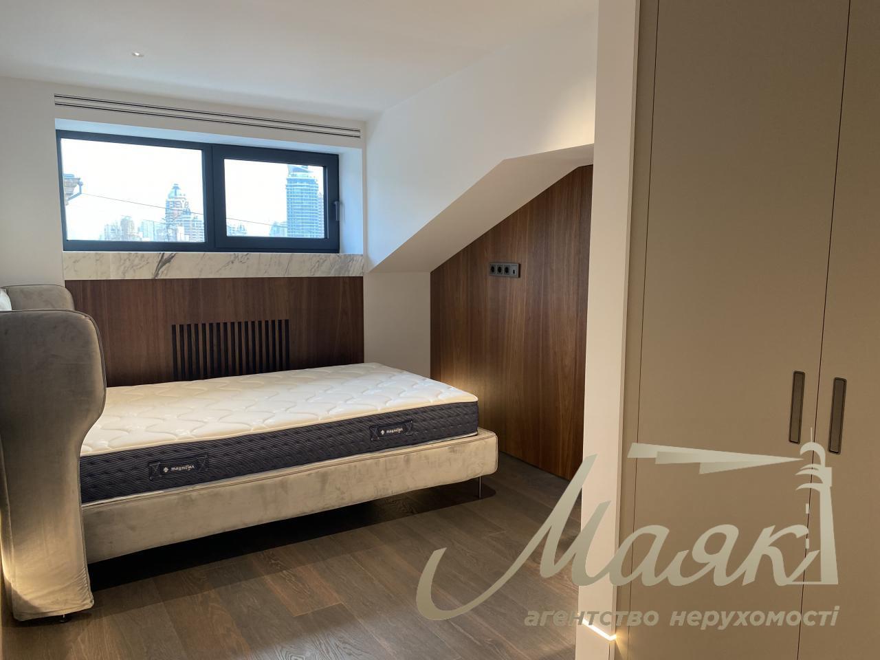 Продажа  апартаментов в историческом центре ул. Богомольца 278м2