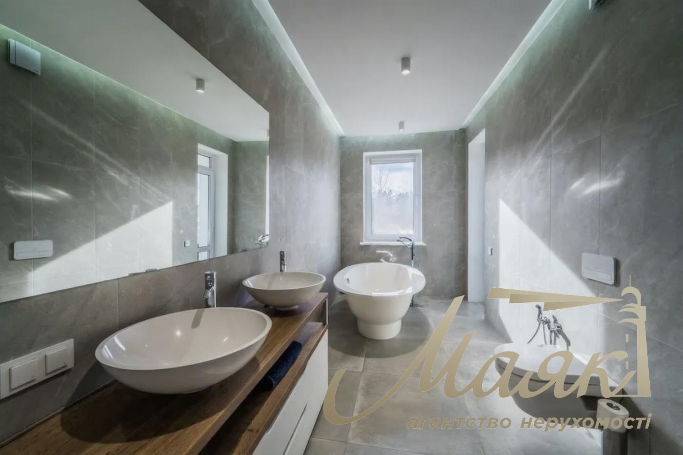 Продаж будинку 250м² у Конча-Заспі, Козин, Київська область