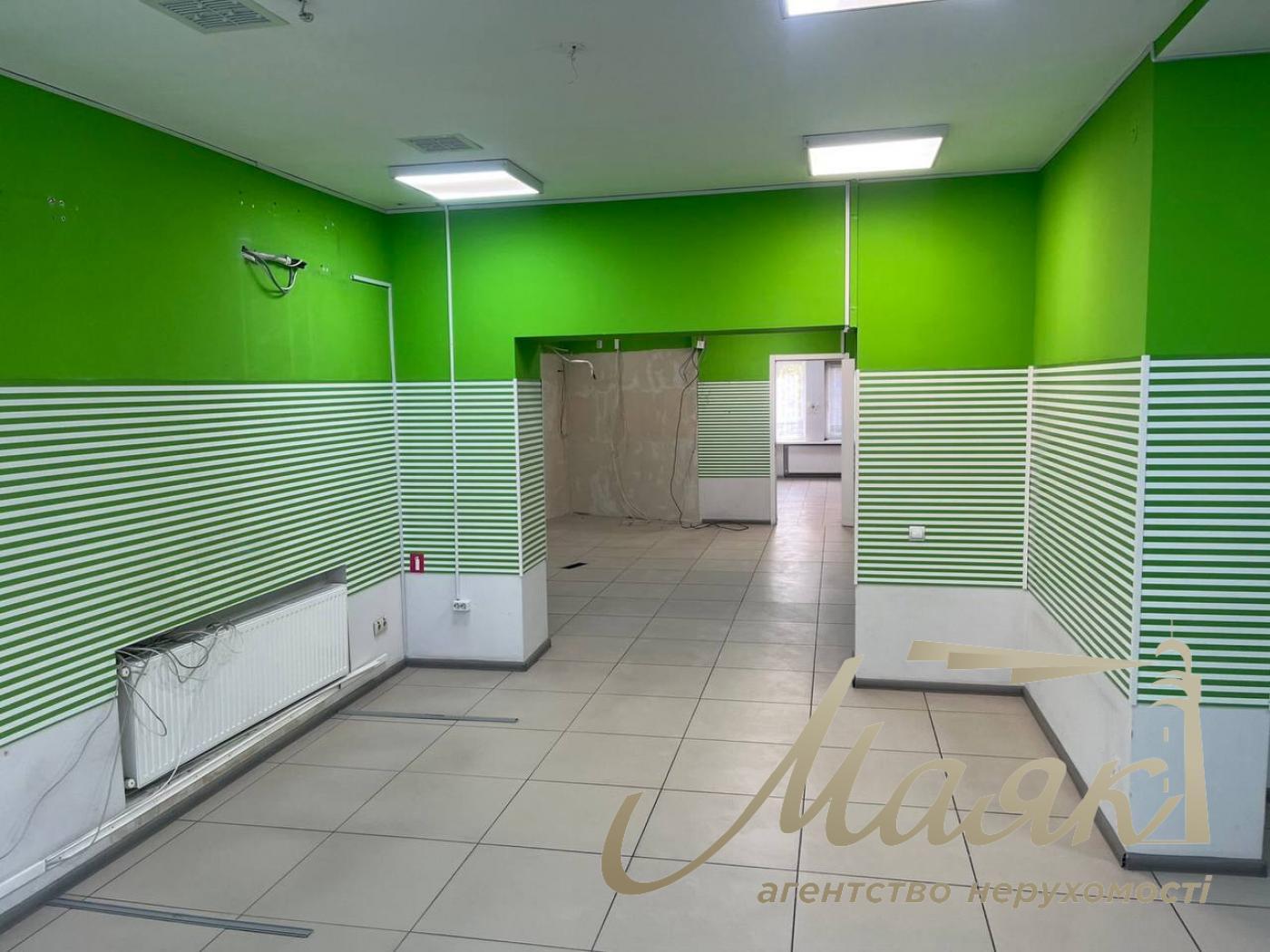 Оренда фасаду 76м2, Харківське шосе, 58