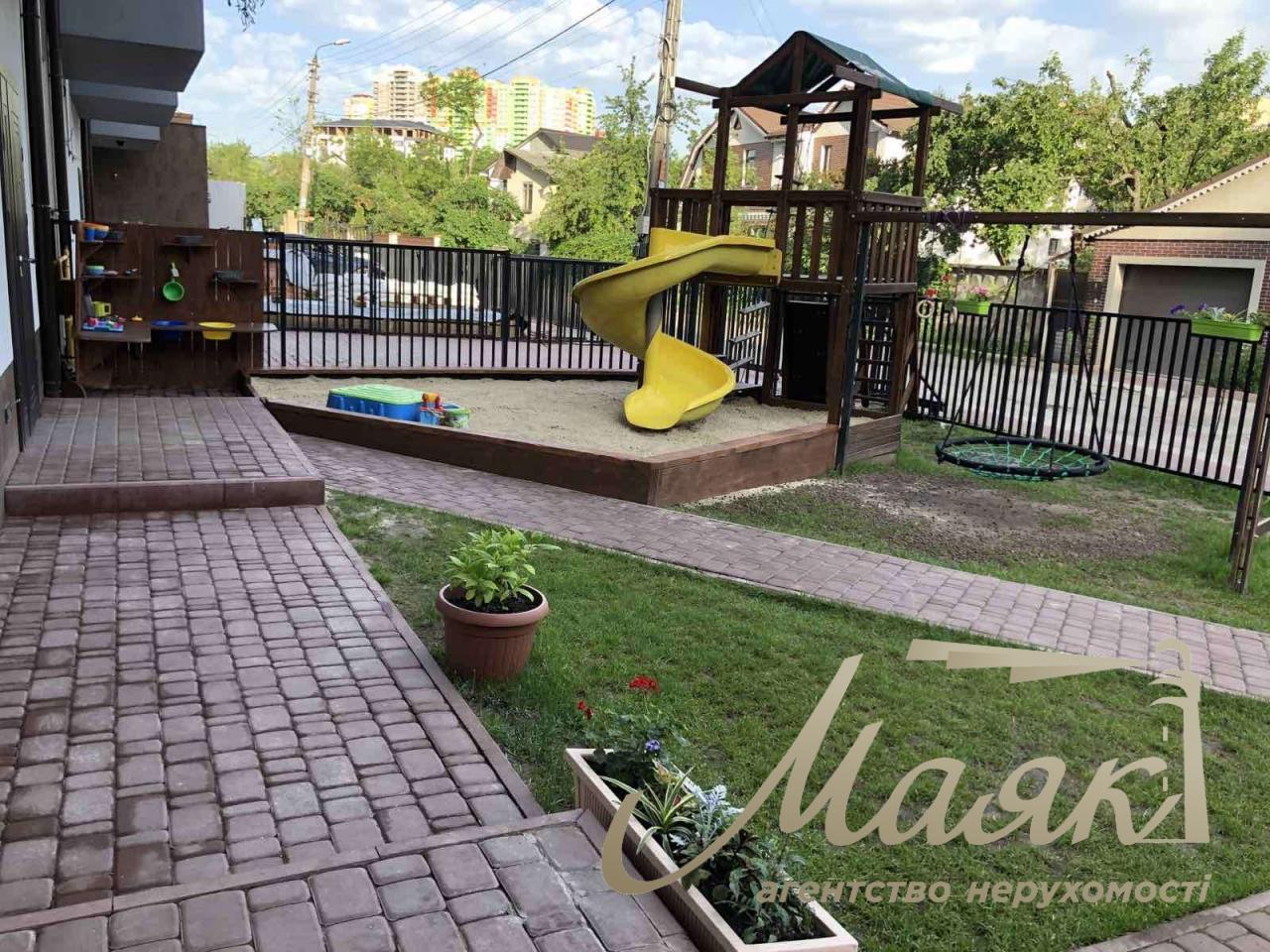 Продажа Коммерция 415м2/ ул. Караваева, Караваевы дачи, г. Киев