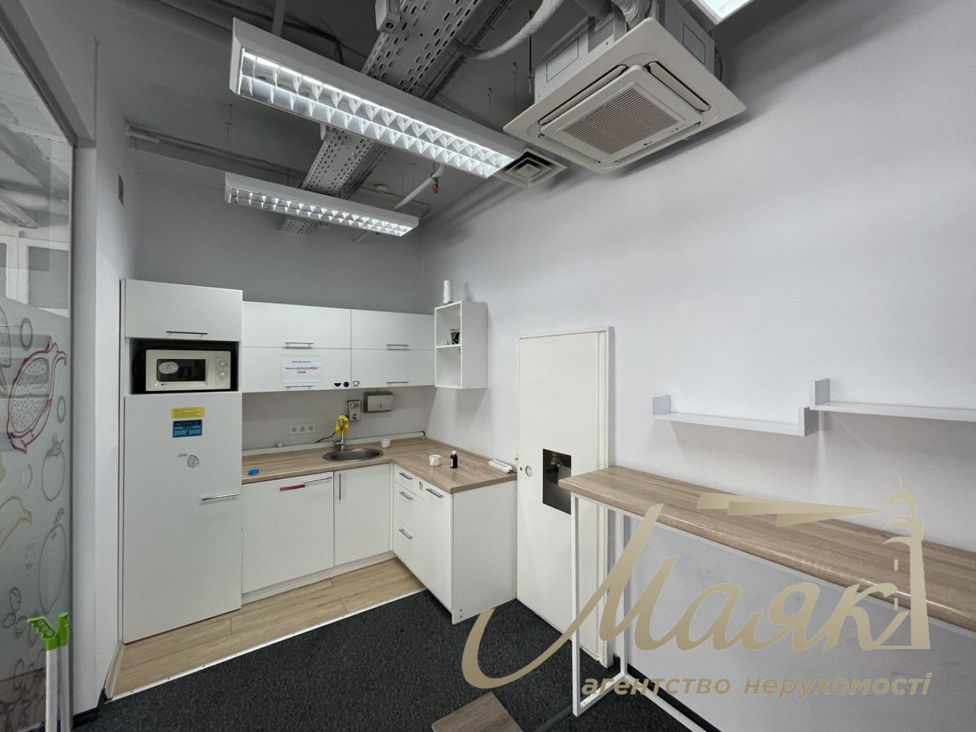Office rent 860m2 in the center, st. Leipzigskaya, Pechersk