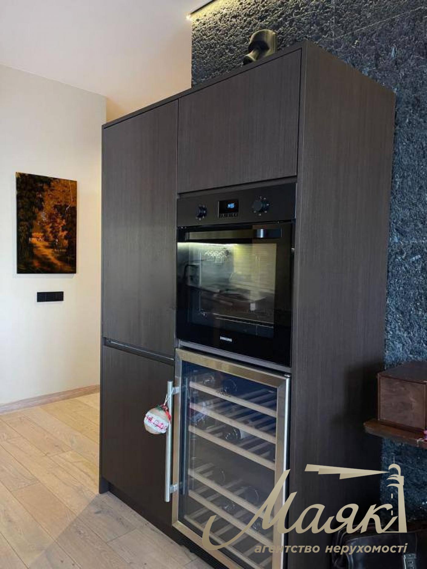 Продаж видової 4-х кімнатної квартири, 113 м2 в ЖК Славутич Зарічний