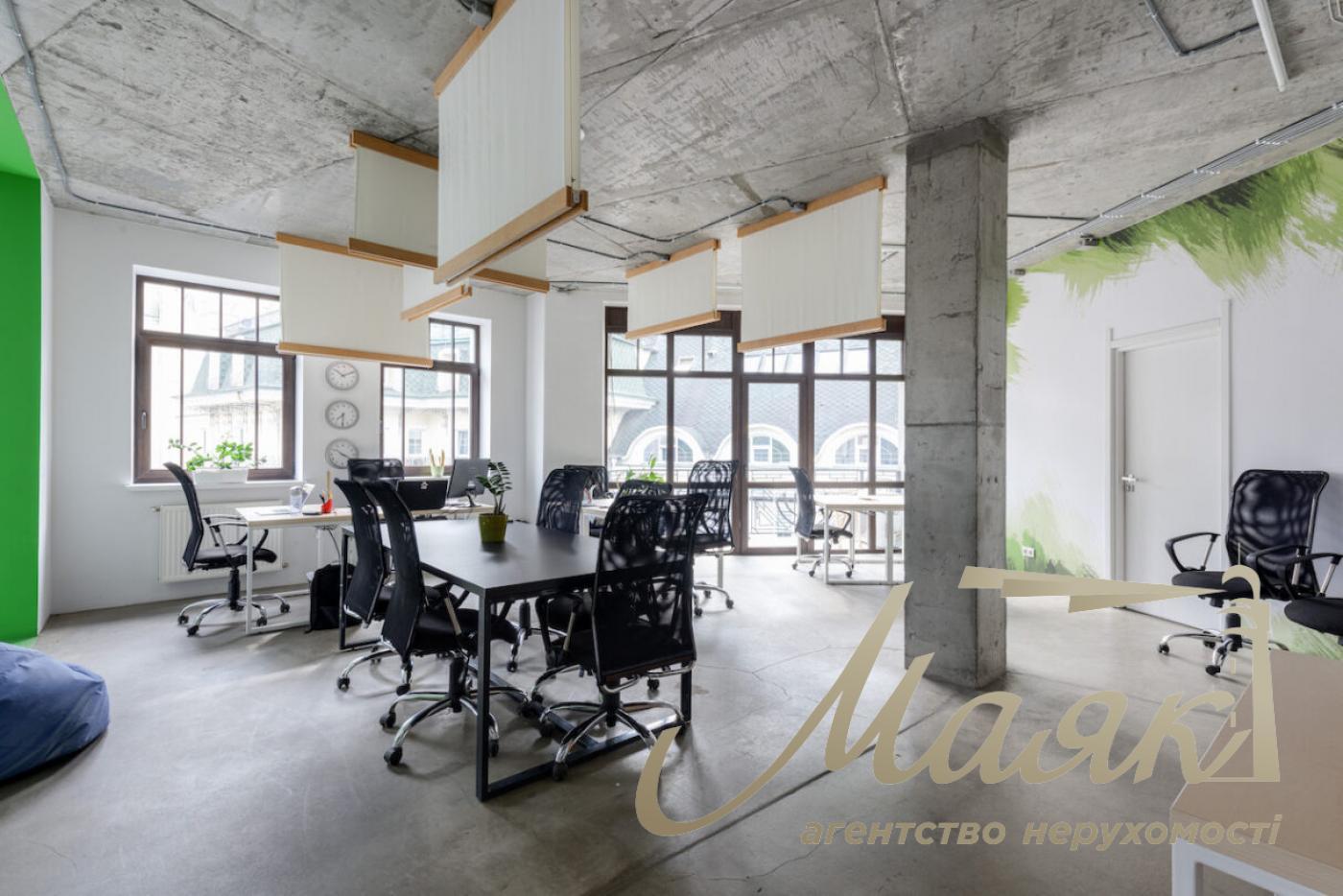 Rent office 130 sq.m. on Vozdvizhenska street 51, Podol