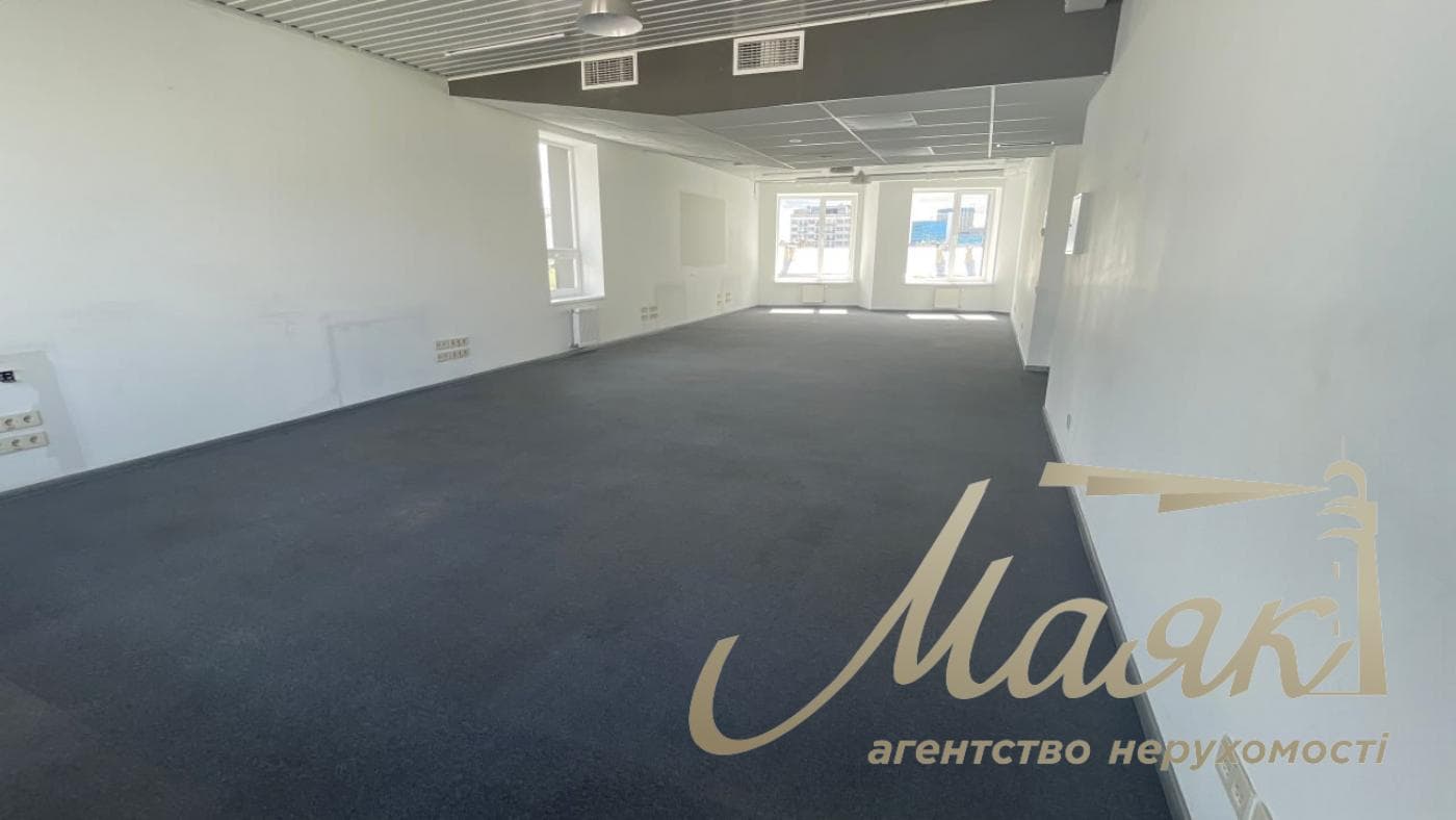 Оренда офісу площею 1500 м² у бізнес-центрі «Доміно», вул. Нижній Вал, 51, Поділ.